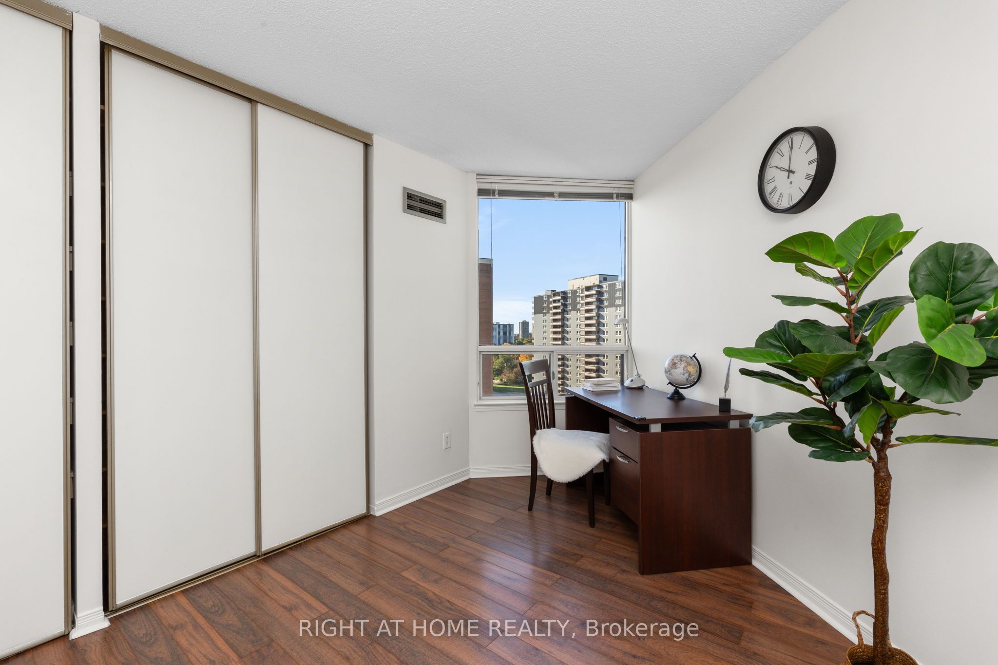 1208 - 1101 Steeles Avenue W Property Photo 18
