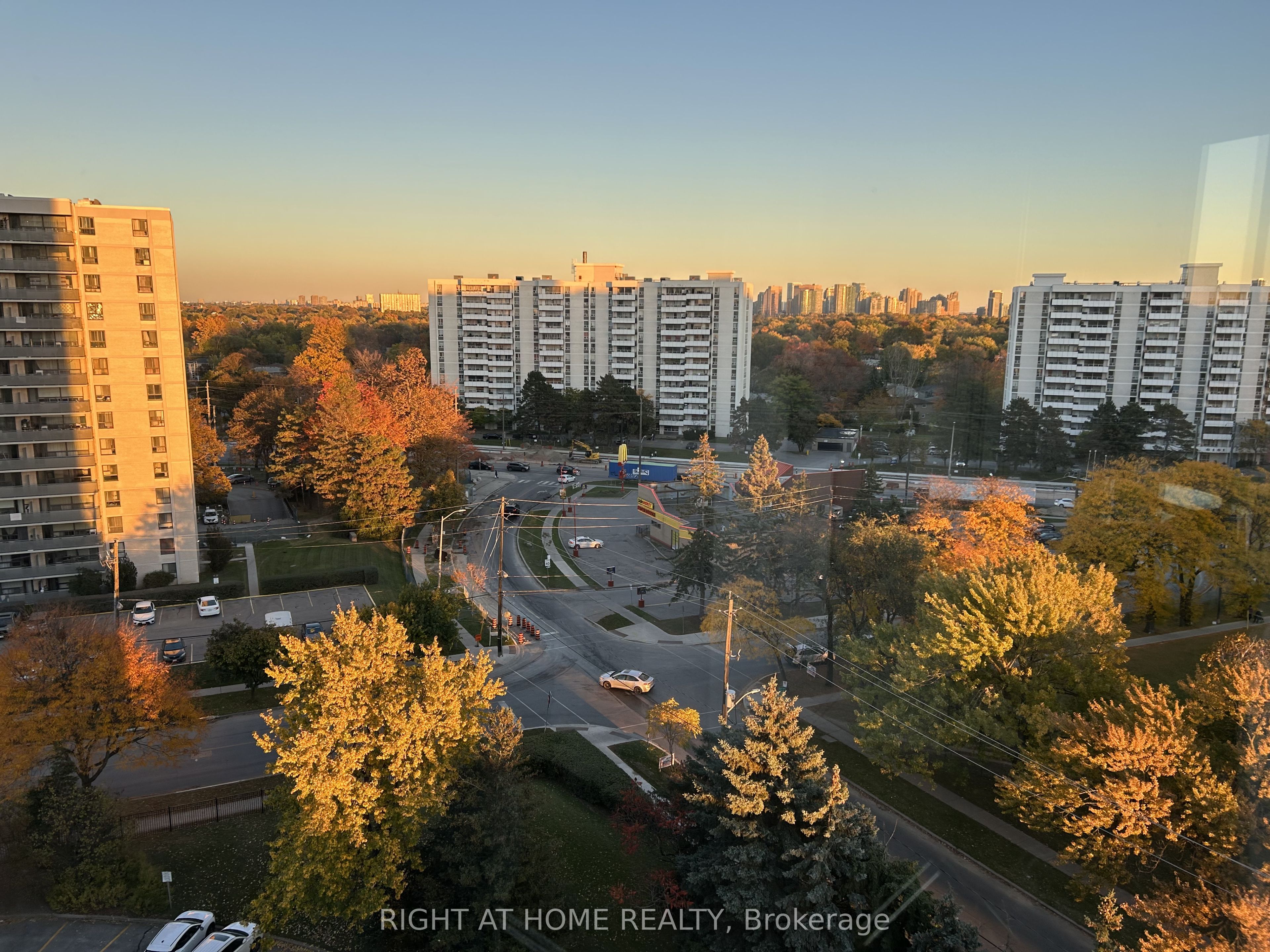 1208 - 1101 Steeles Avenue W Property Photo 24