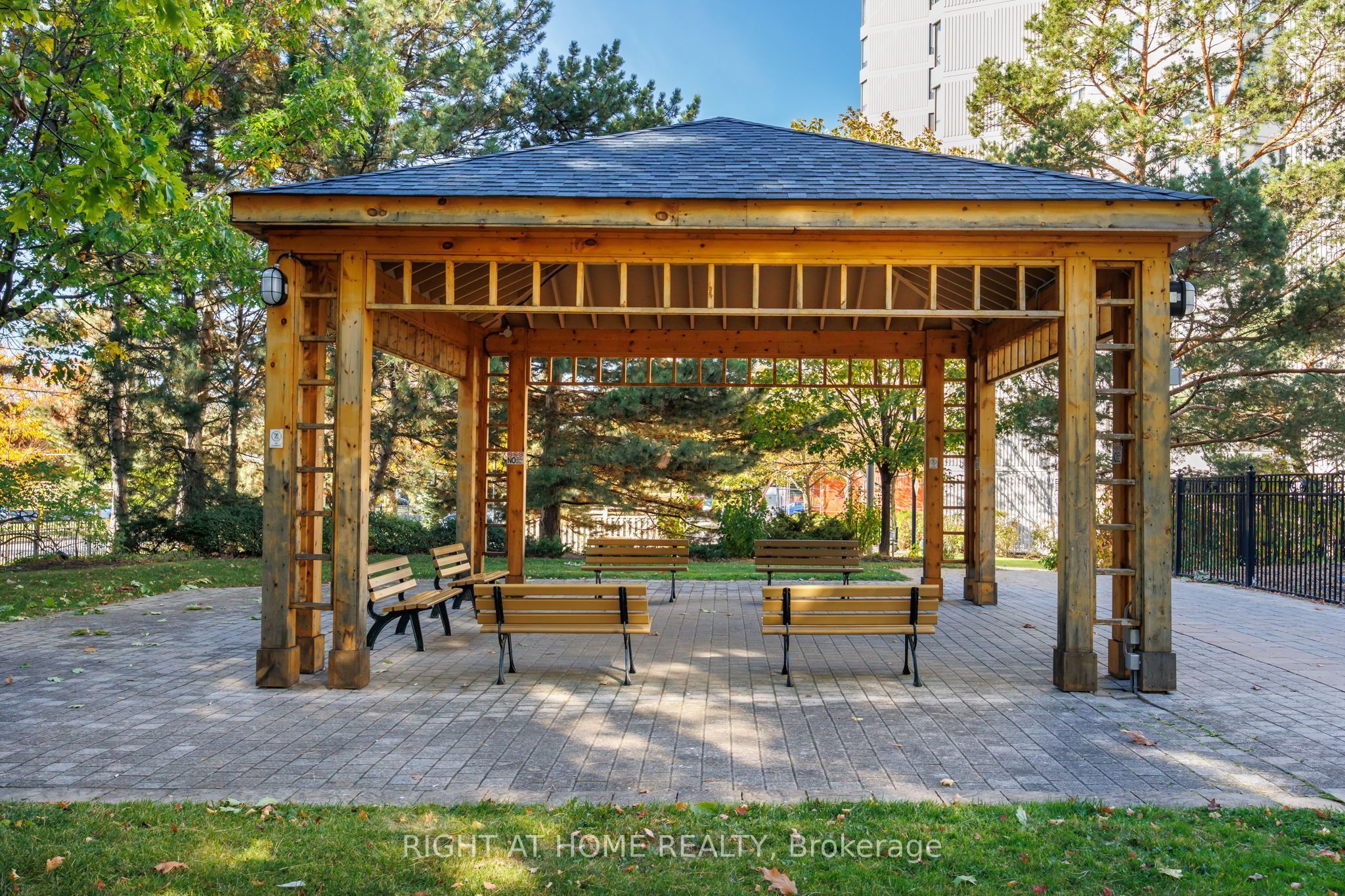 1208 - 1101 Steeles Avenue W Property Photo 33
