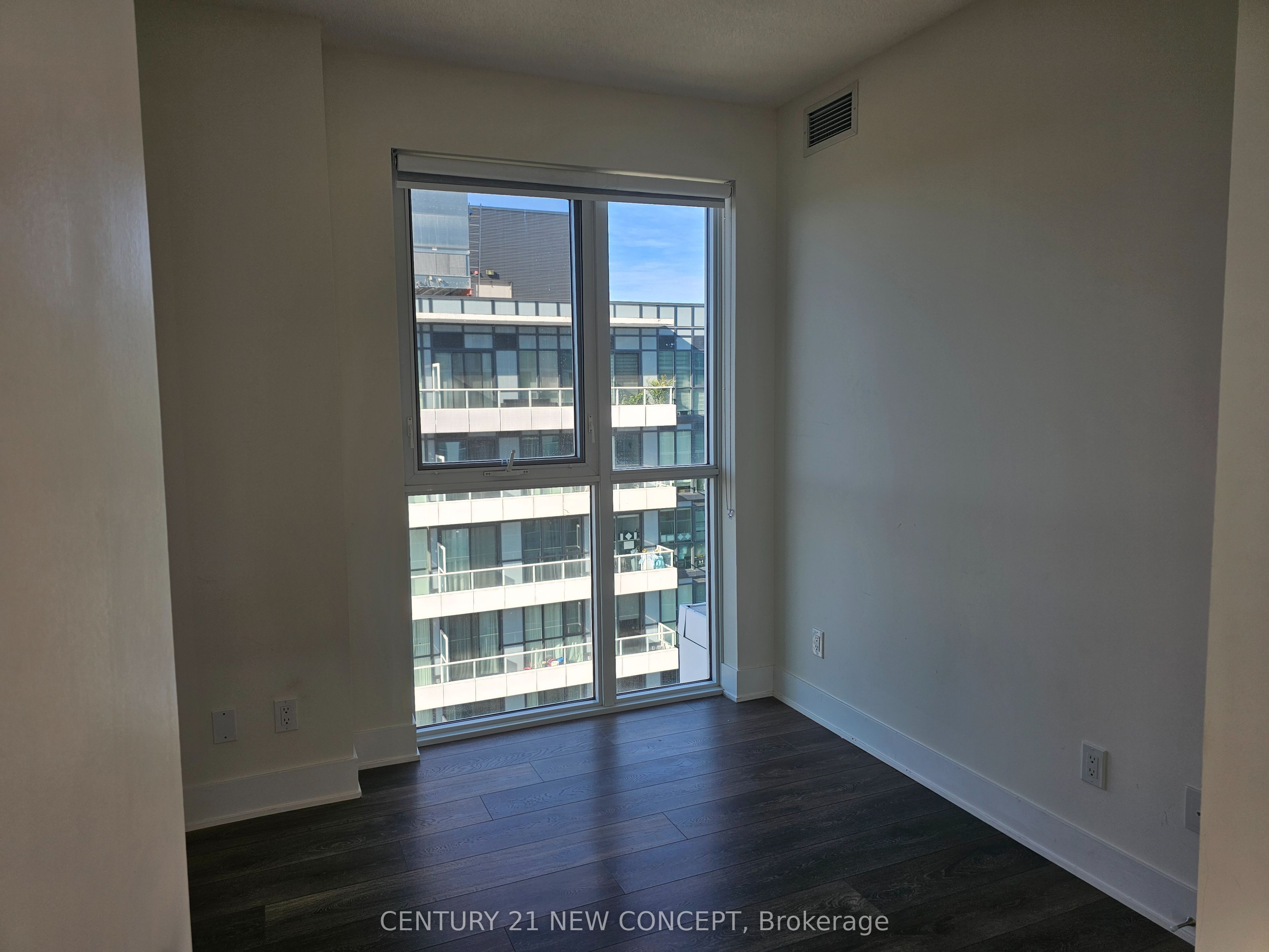 188 Fairview Mall Drive 2015 Property Photo 13