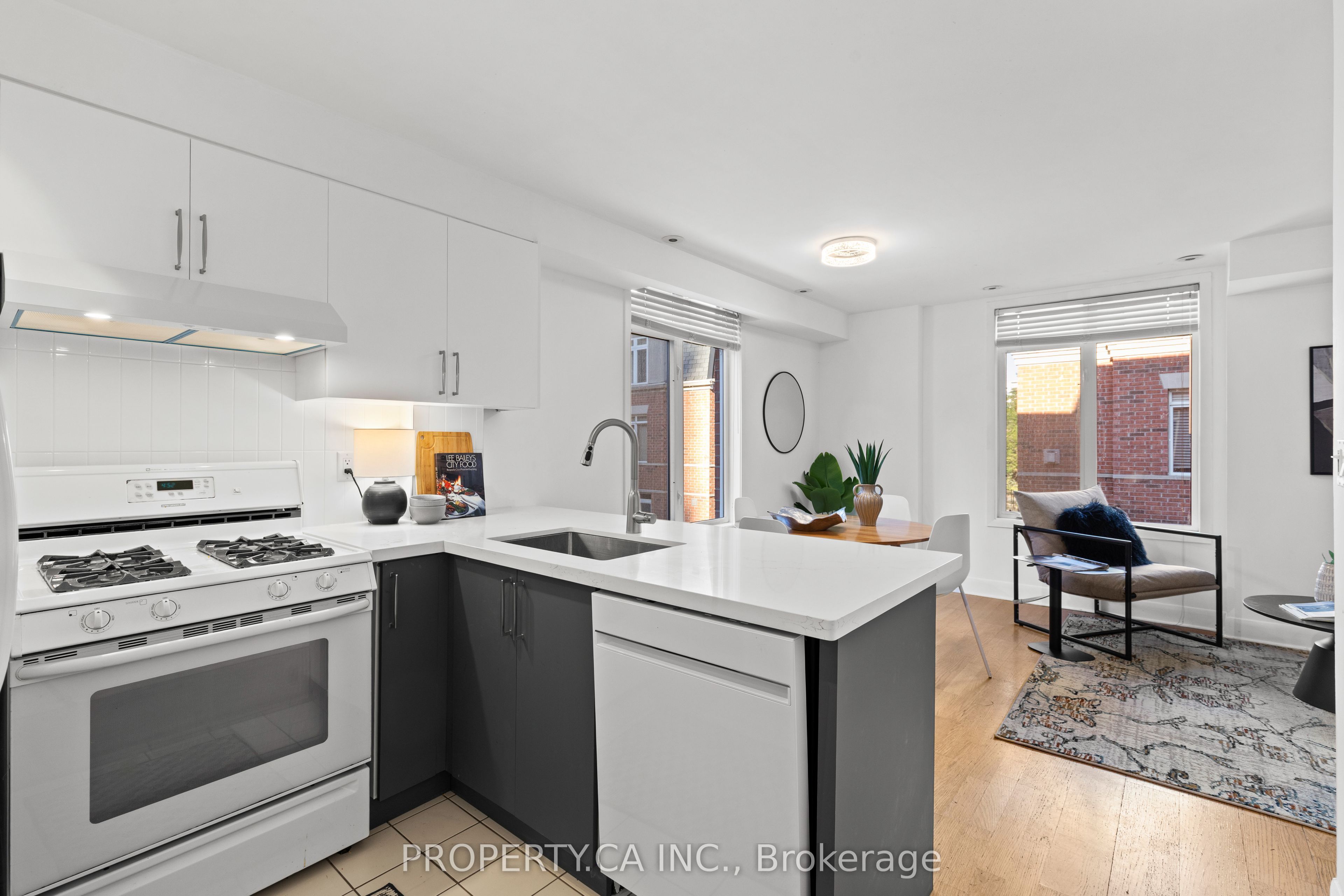 415 Jarvis Street 336 Property Photo 1