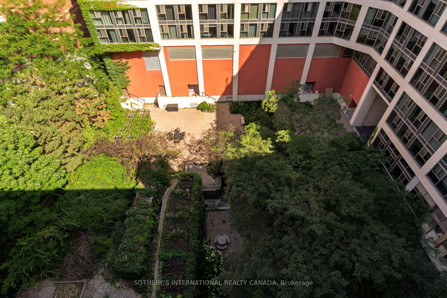222 The Esplanade 907 Property Photo 26