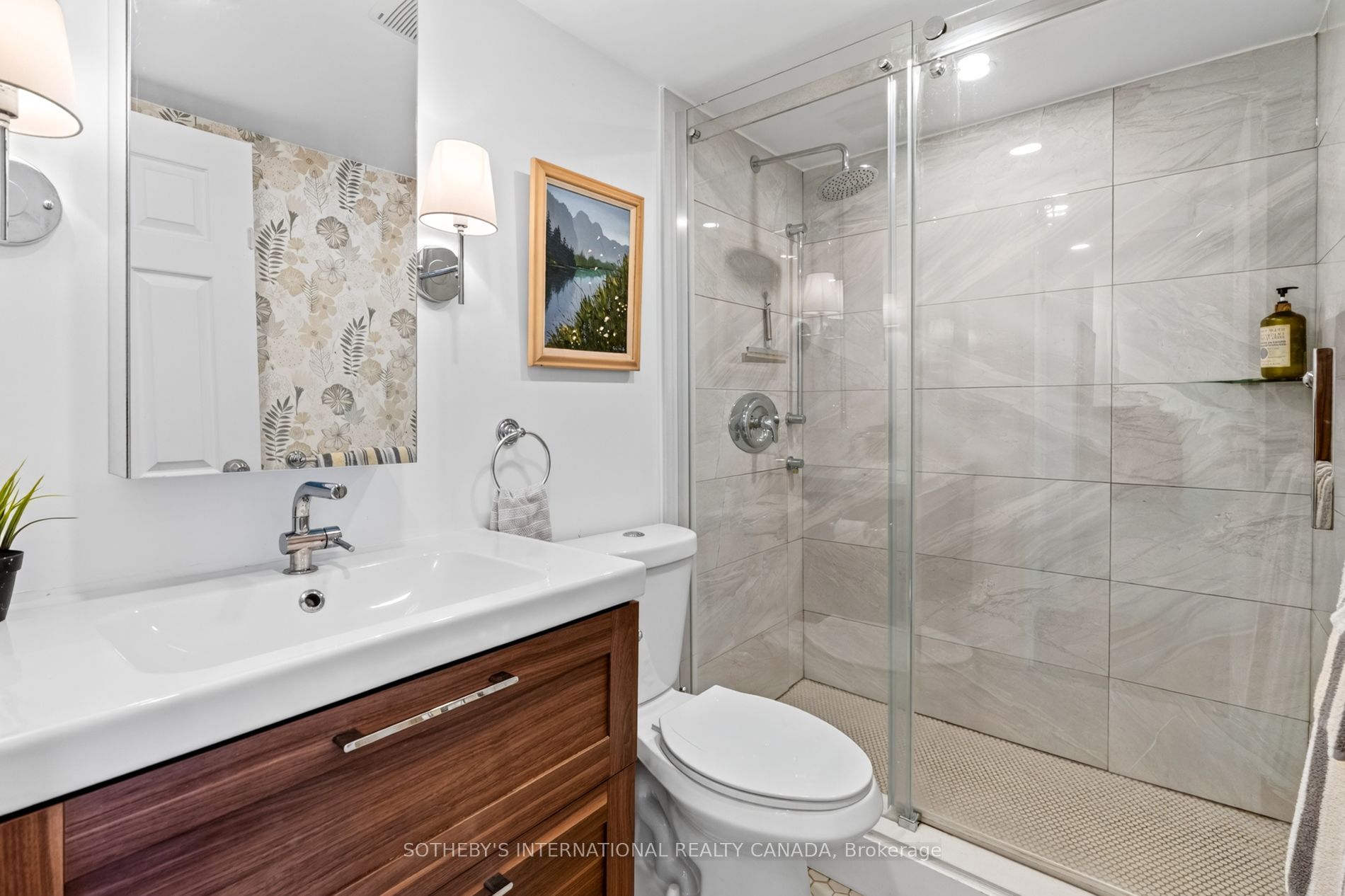 222 The Esplanade 907 Property Photo 34