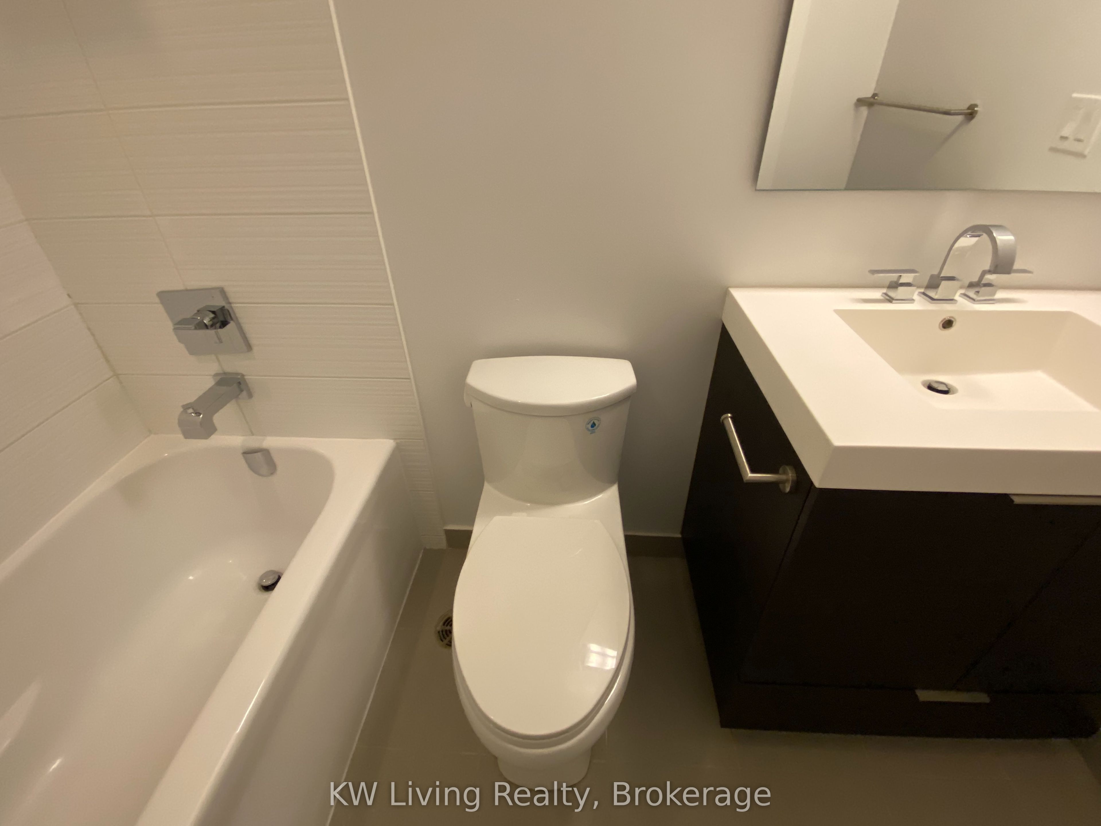 318 Richmond Street W 2802 Property Photo 19