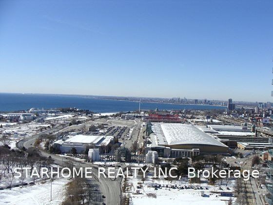 215 Fort York Boulevard 3307 Property Photo 2