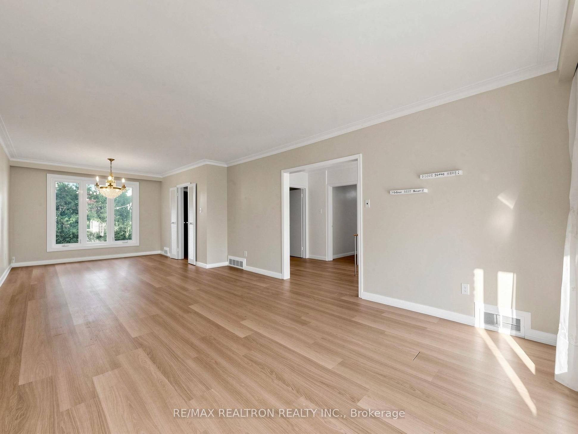 33 Sumner Heights Drive Property Photo 6