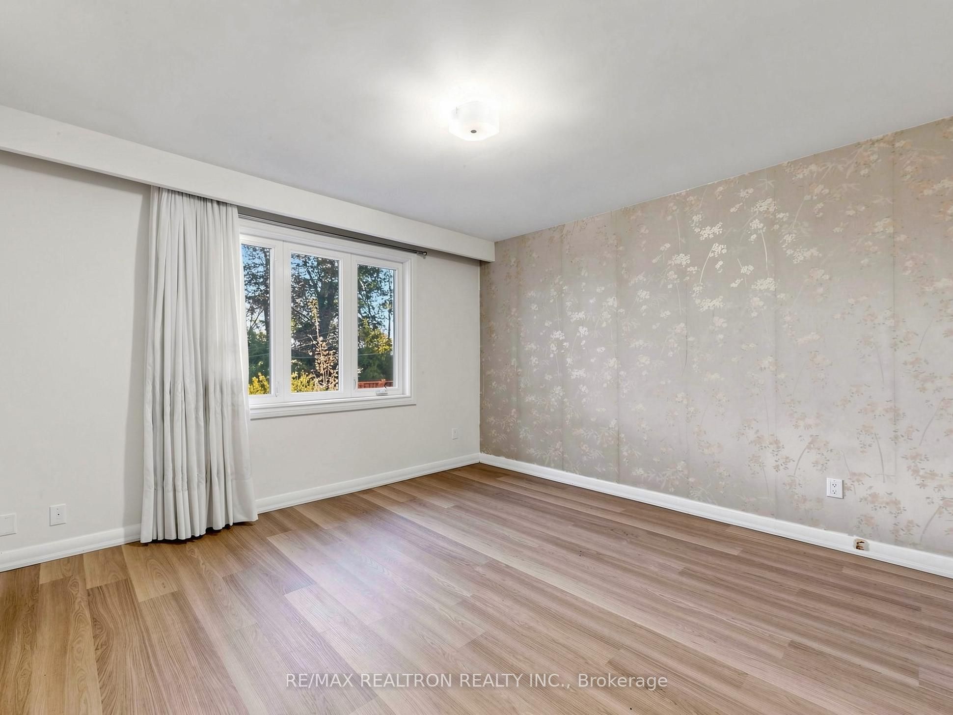 33 Sumner Heights Drive Property Photo 13