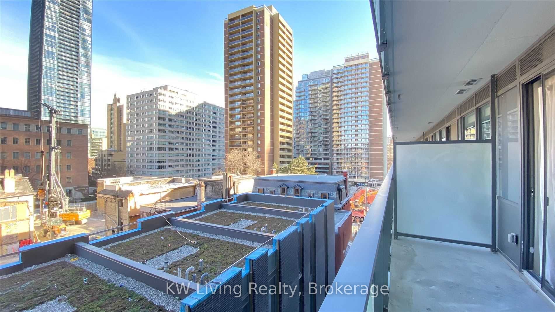 50 Charles Street E 411 Property Photo 13