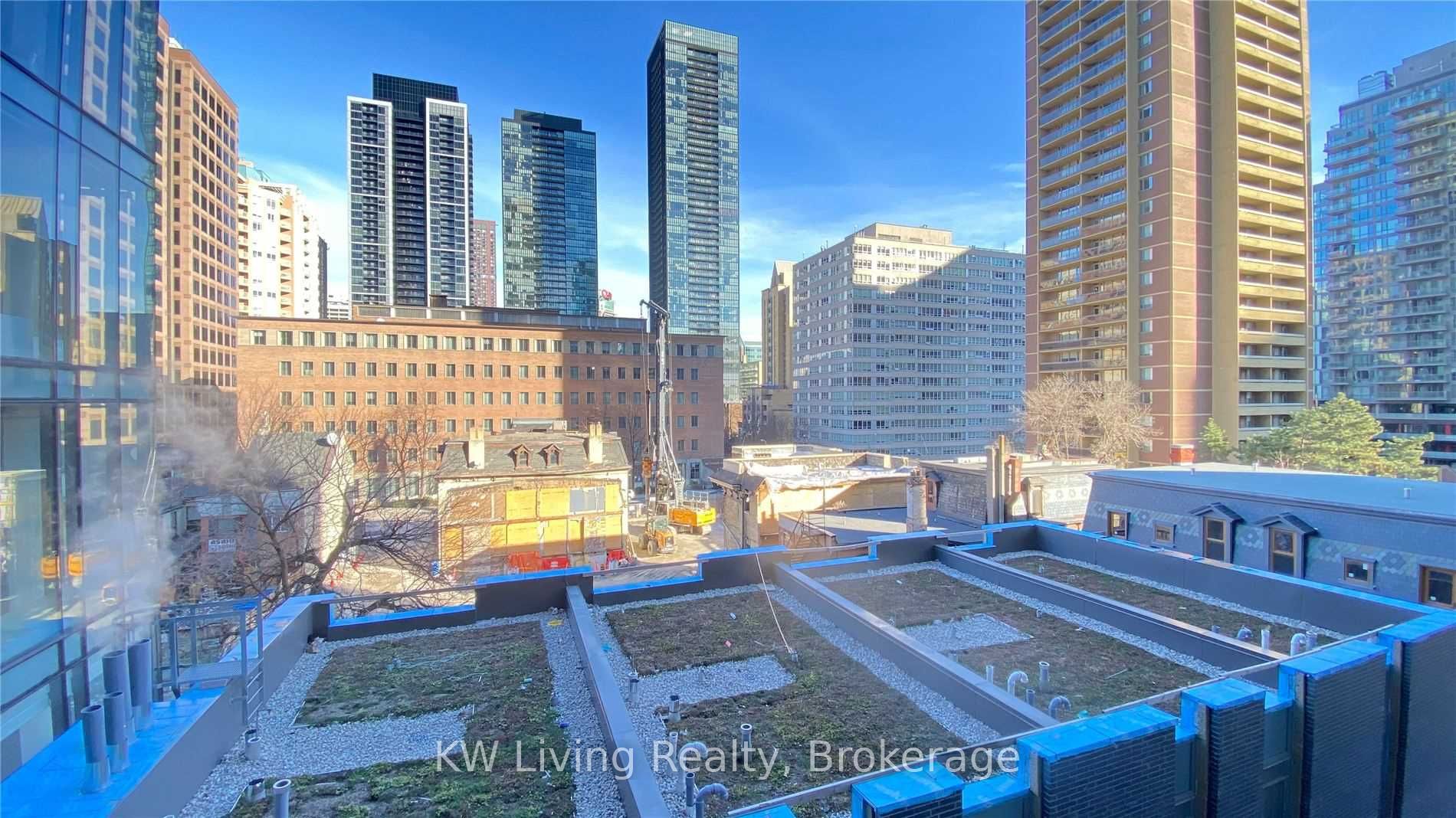 50 Charles Street E 411 Property Photo 14