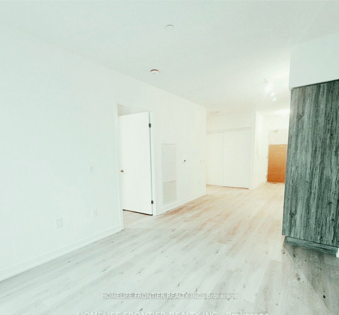 138 Downes Street 1101 Property Photo 4