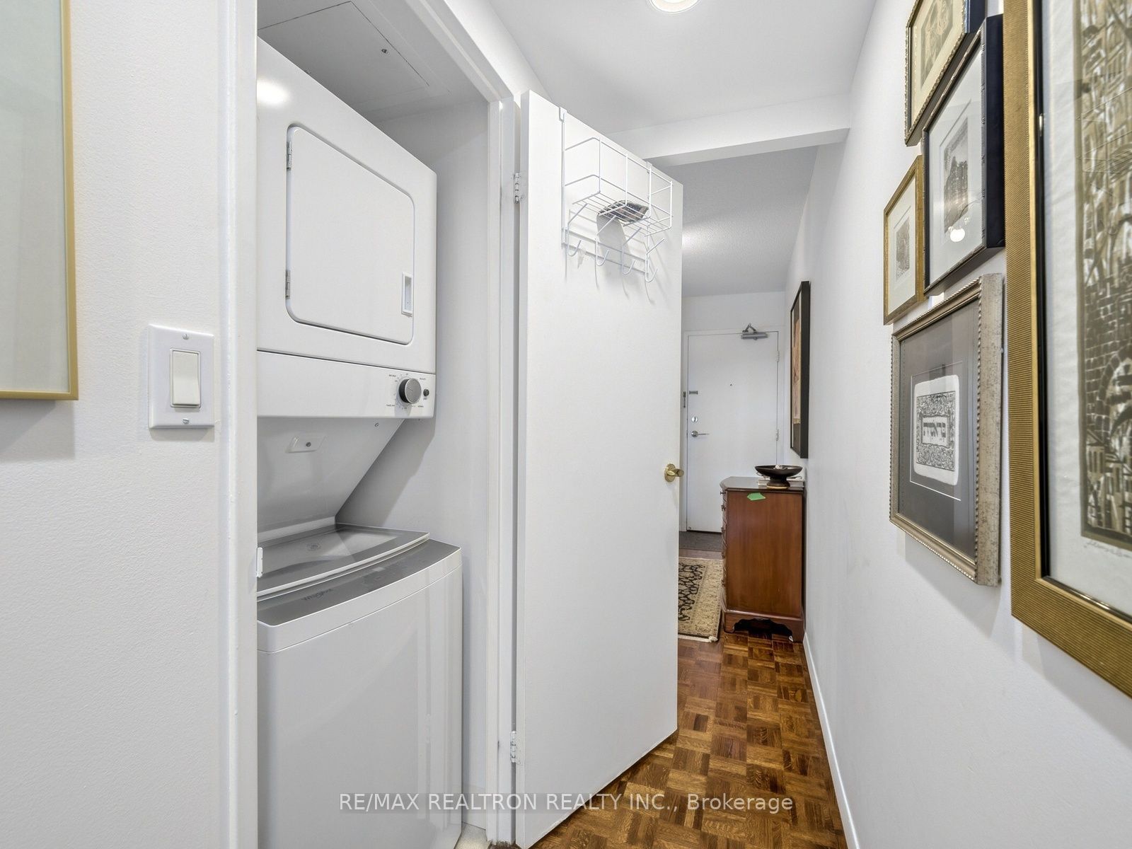 260 Heath Street W 1502 Property Photo 28