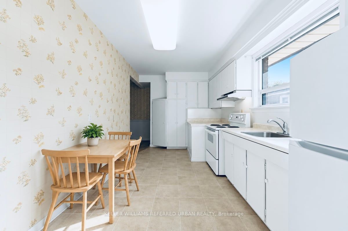 83 Santa Barbara Road Property Photo 9
