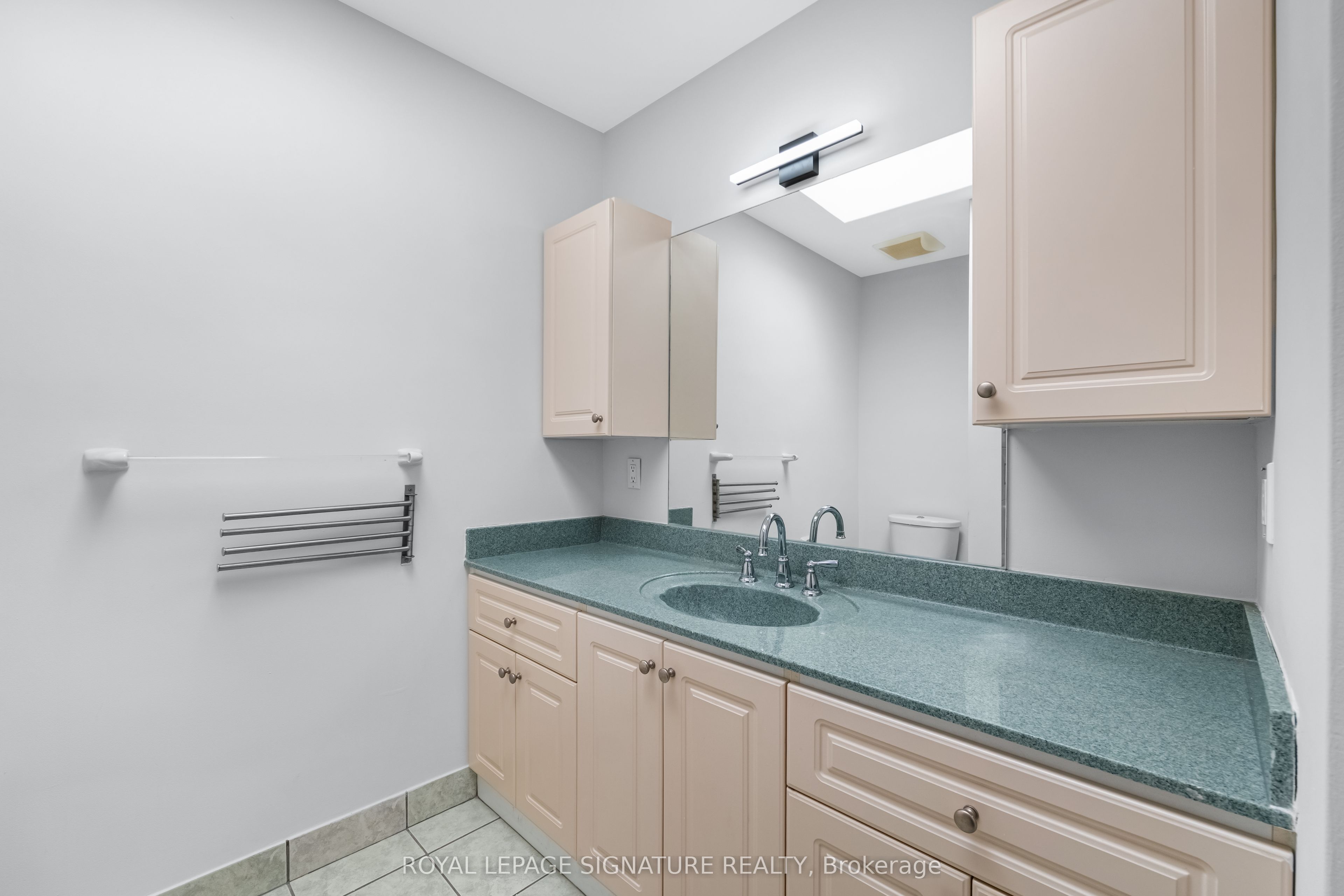 5 Patrick Boulevard Property Photo 25