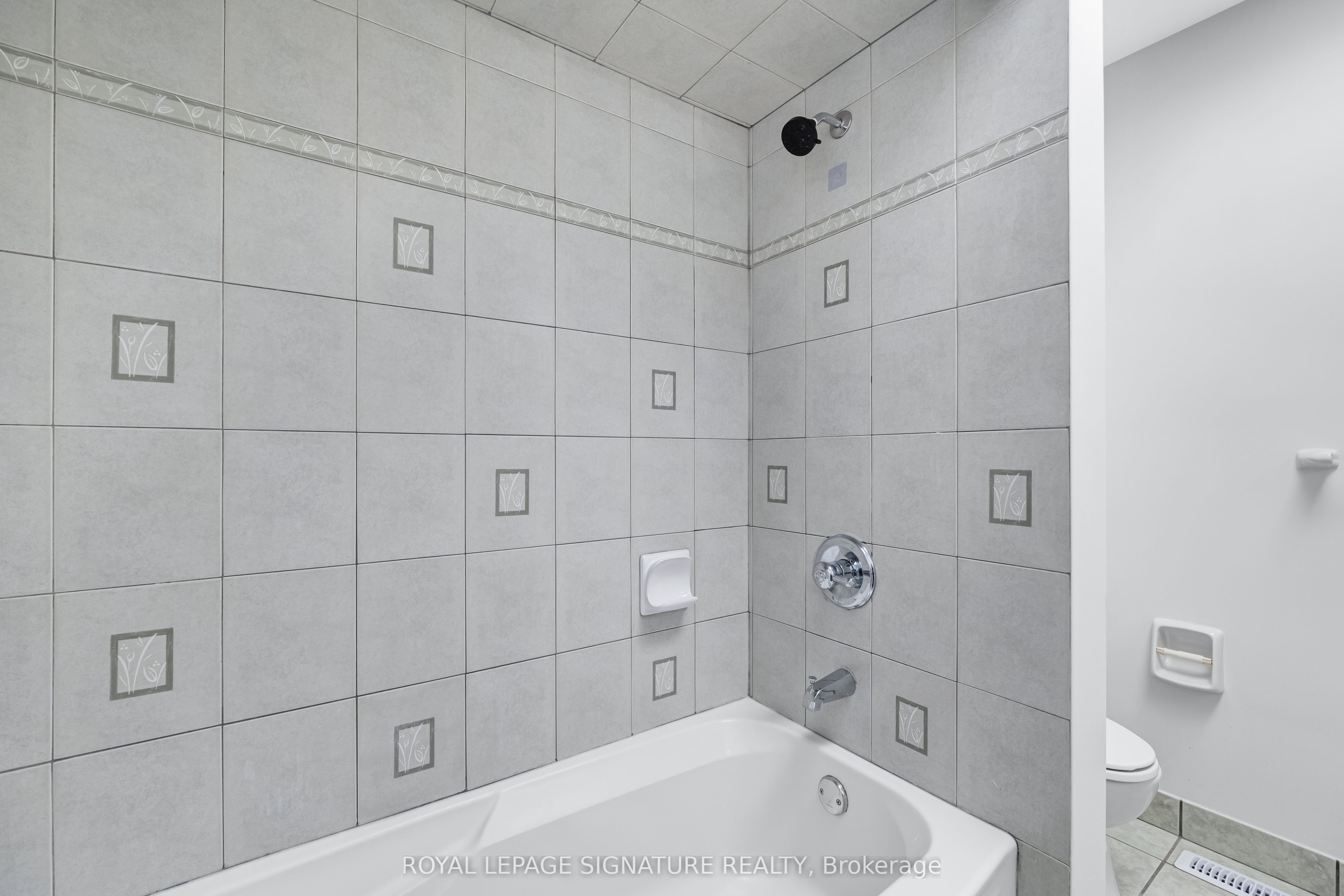 5 Patrick Boulevard Property Photo 26