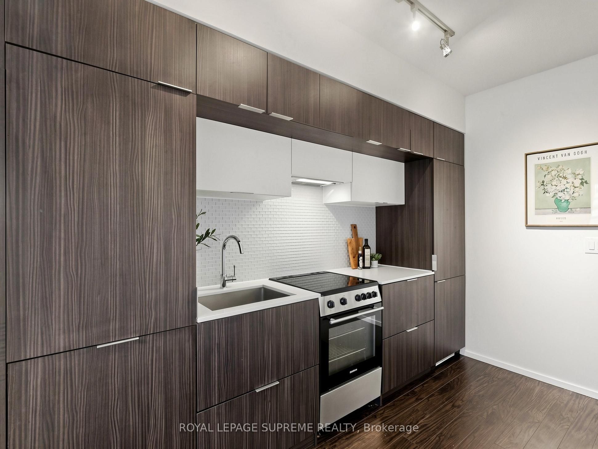 159 Dundas Street E 705 Property Photo 9