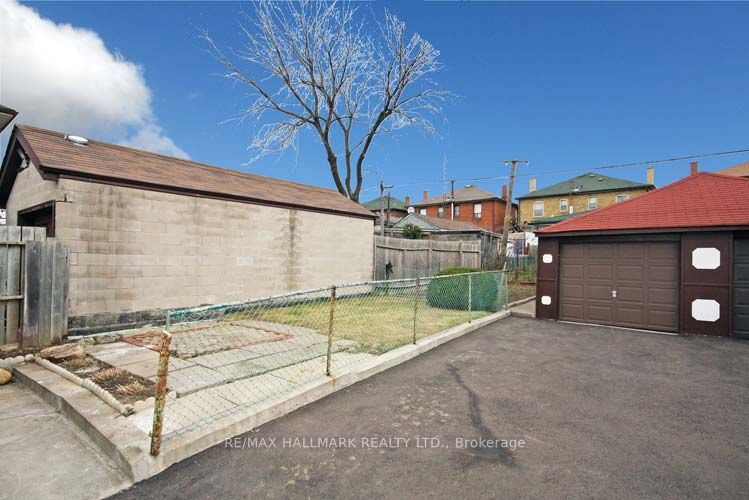 535 Westmount Avenue Property Photo 7