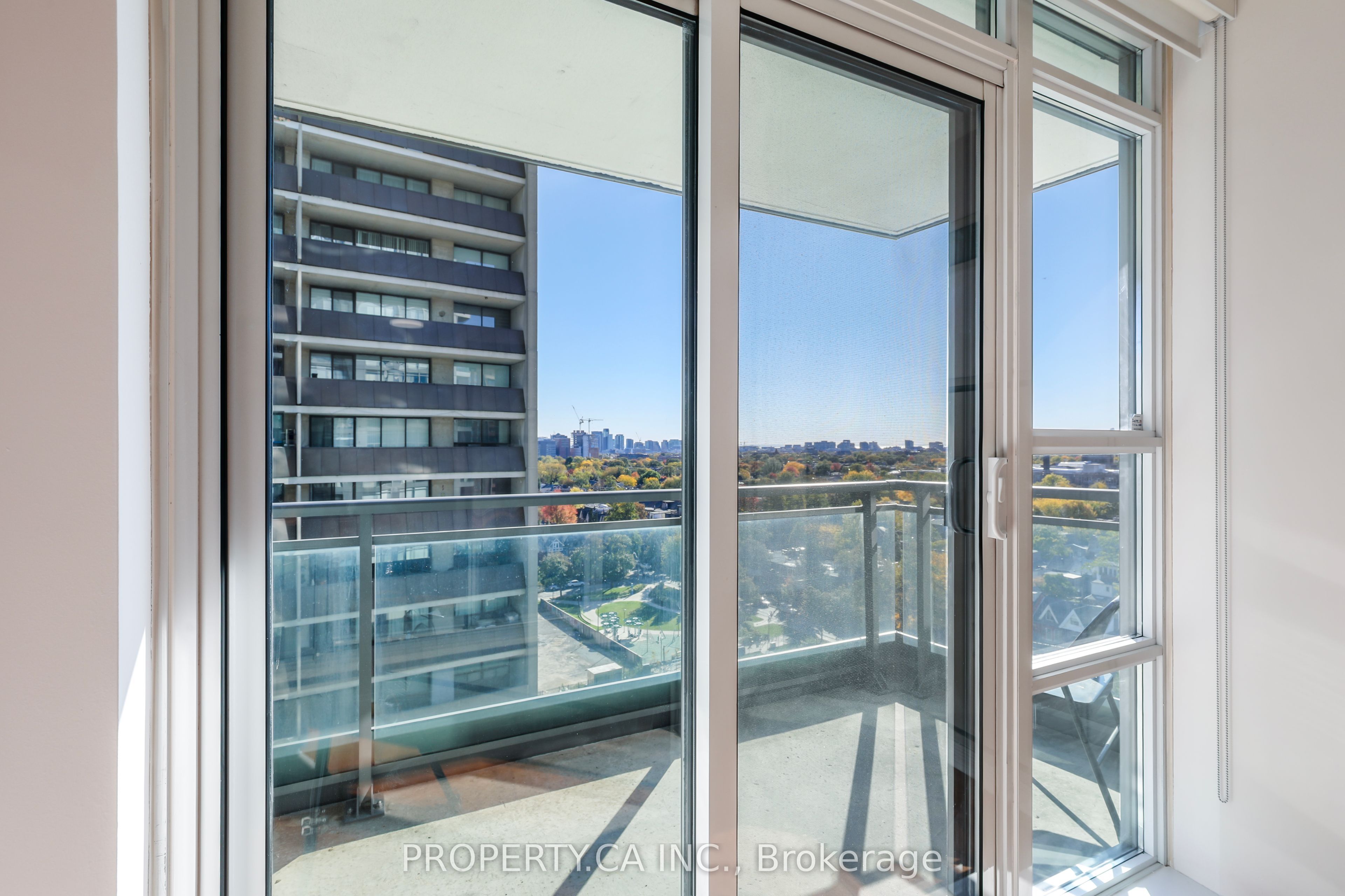736 Spadina Avenue 1203 Property Photo 14