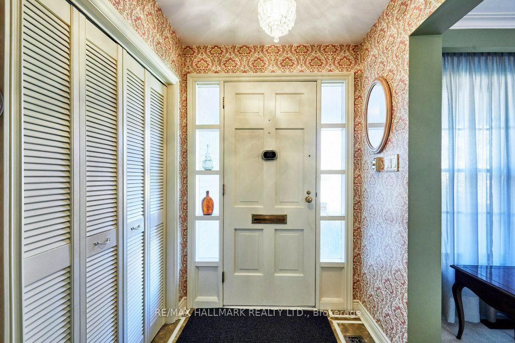 11 Feldbar Court Property Photo 3