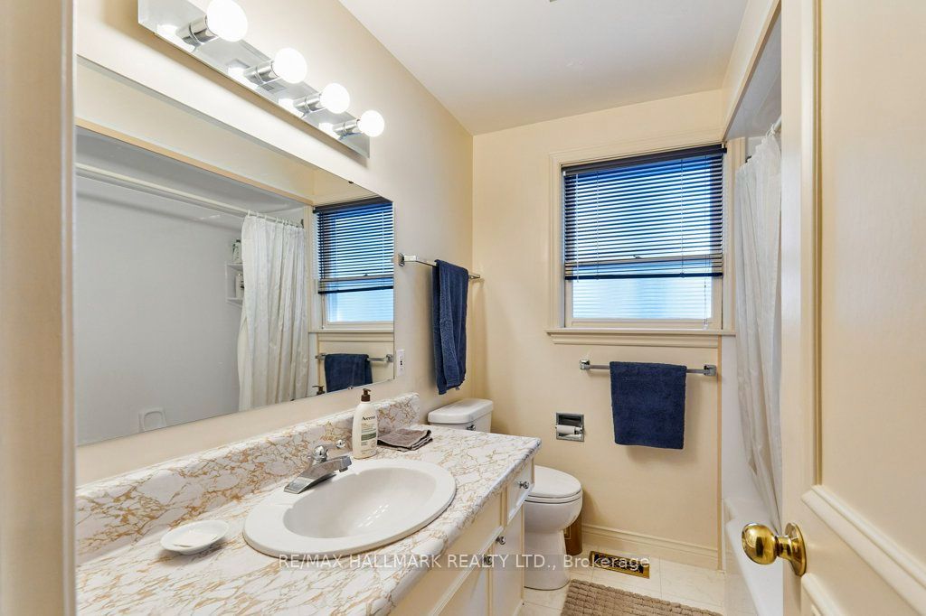 11 Feldbar Court Property Photo 35