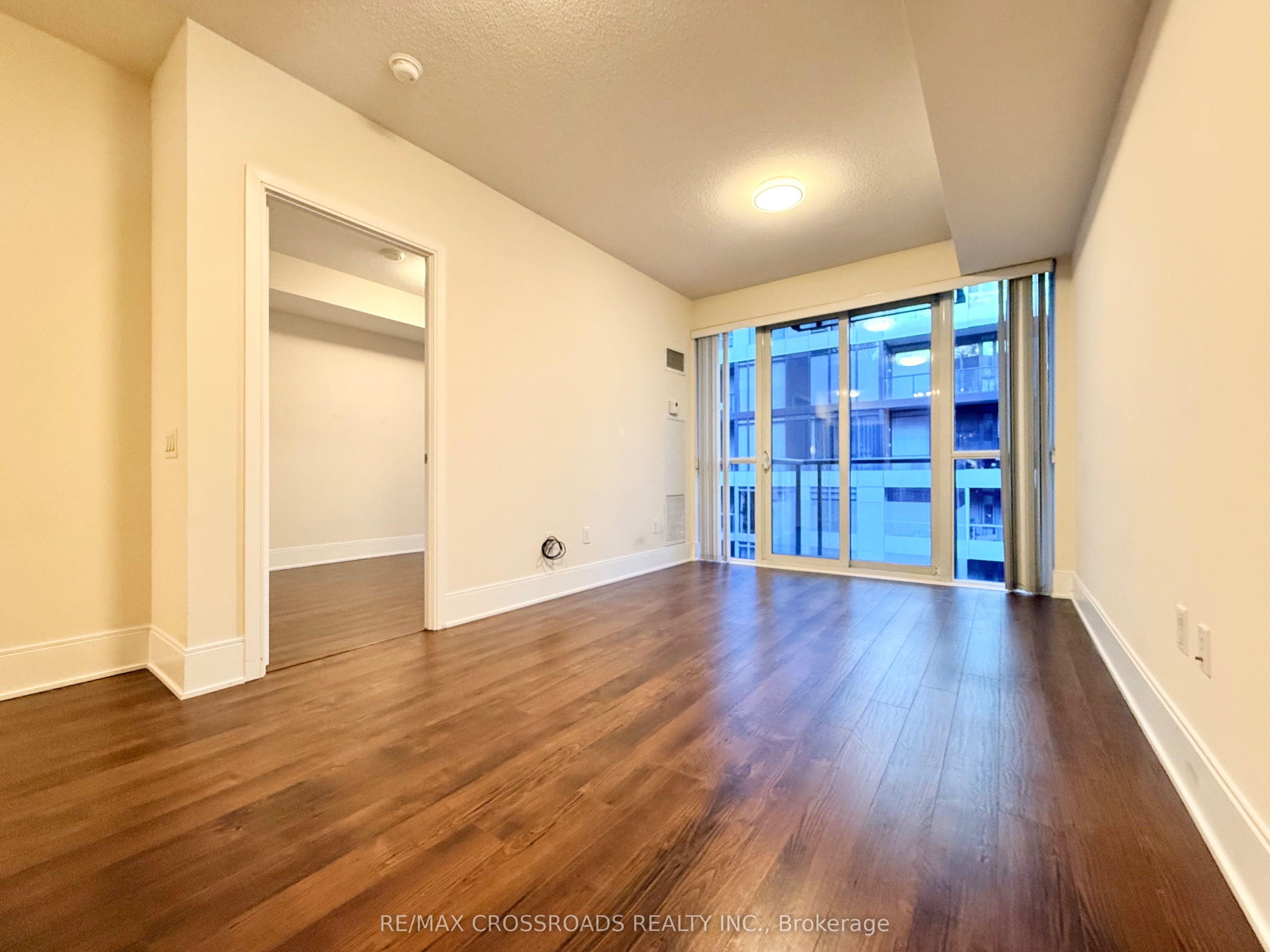 C14108334 Property Photo 4