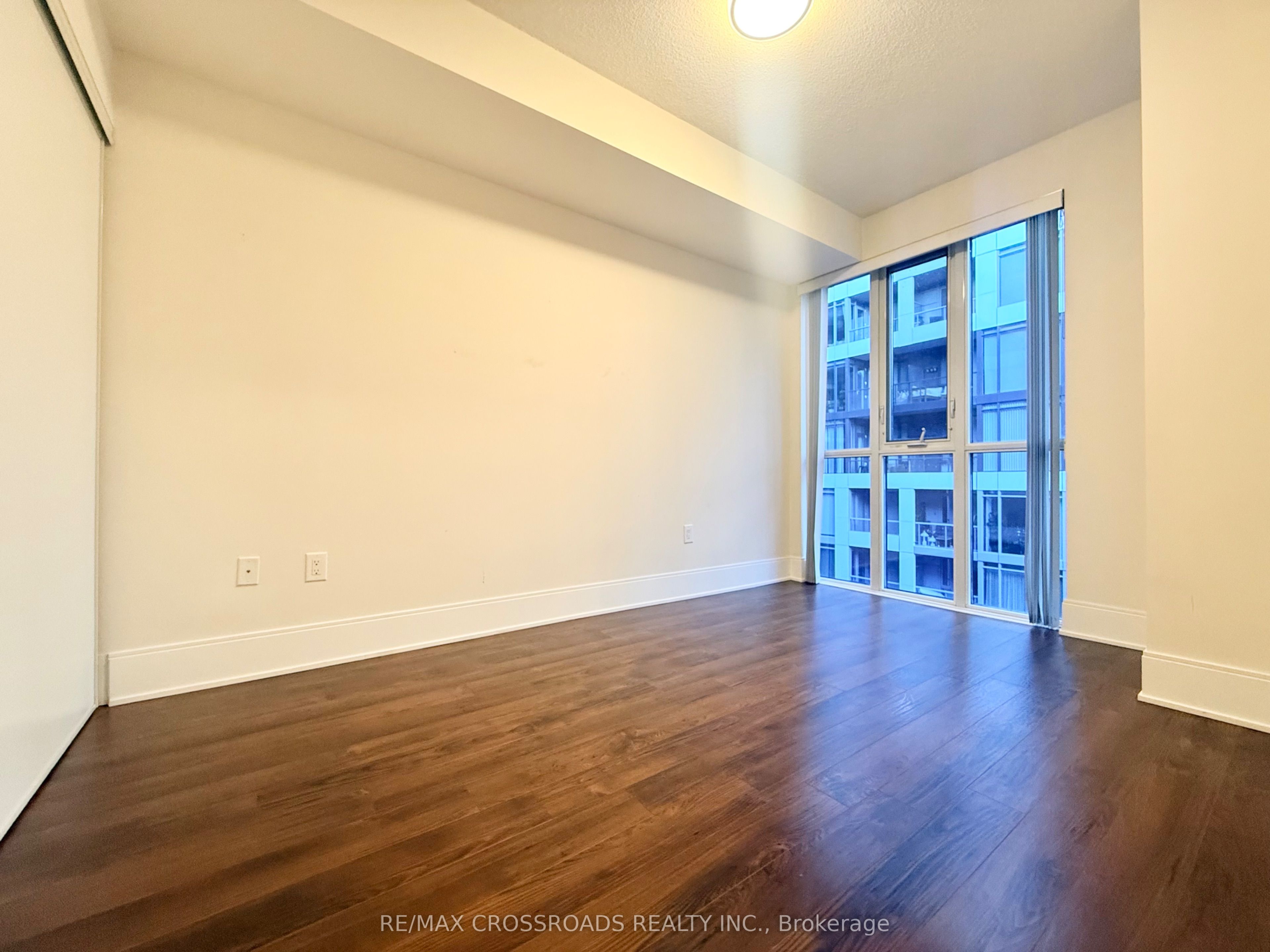 C14108334 Property Photo 8