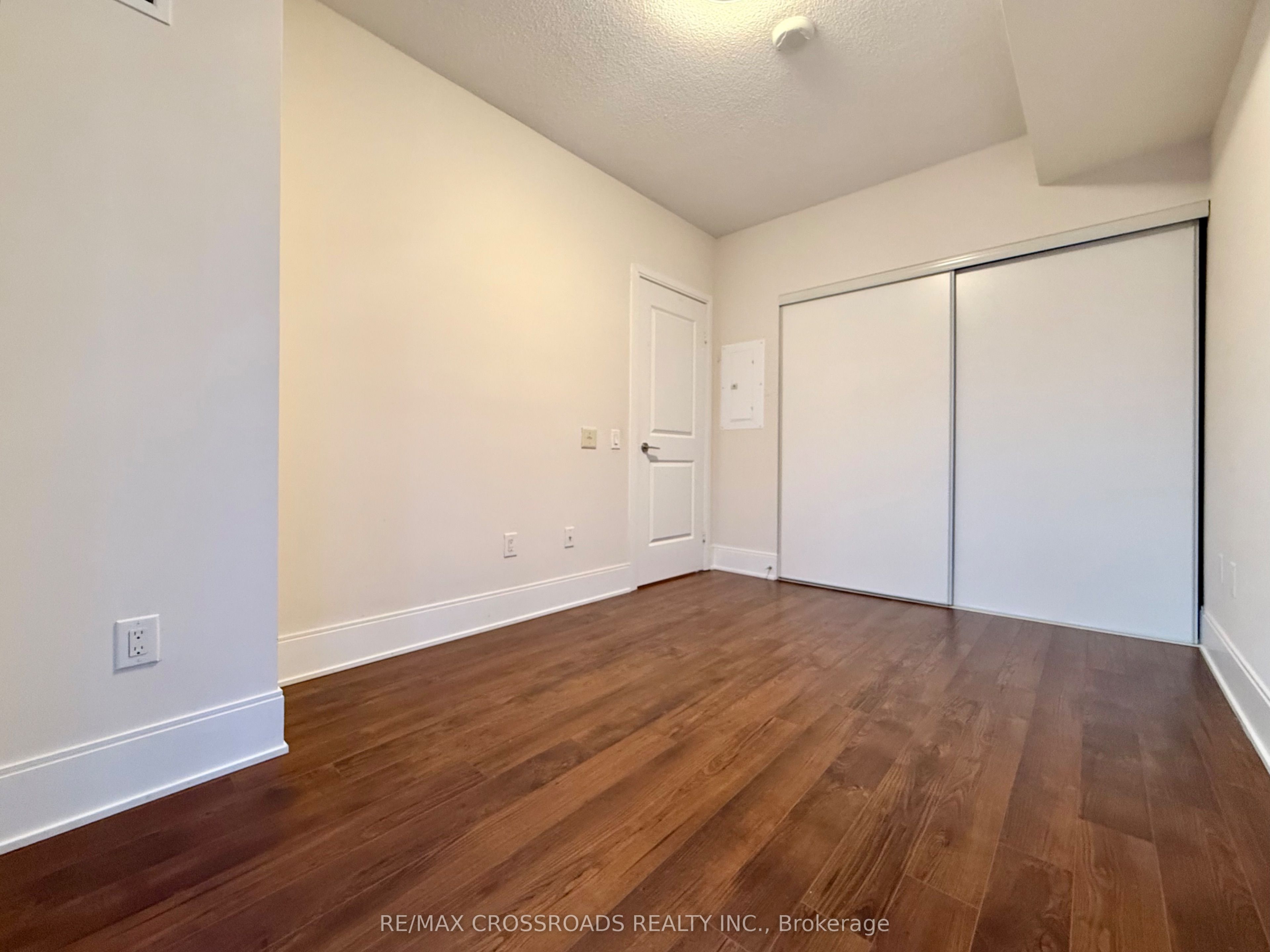 C14108334 Property Photo 10
