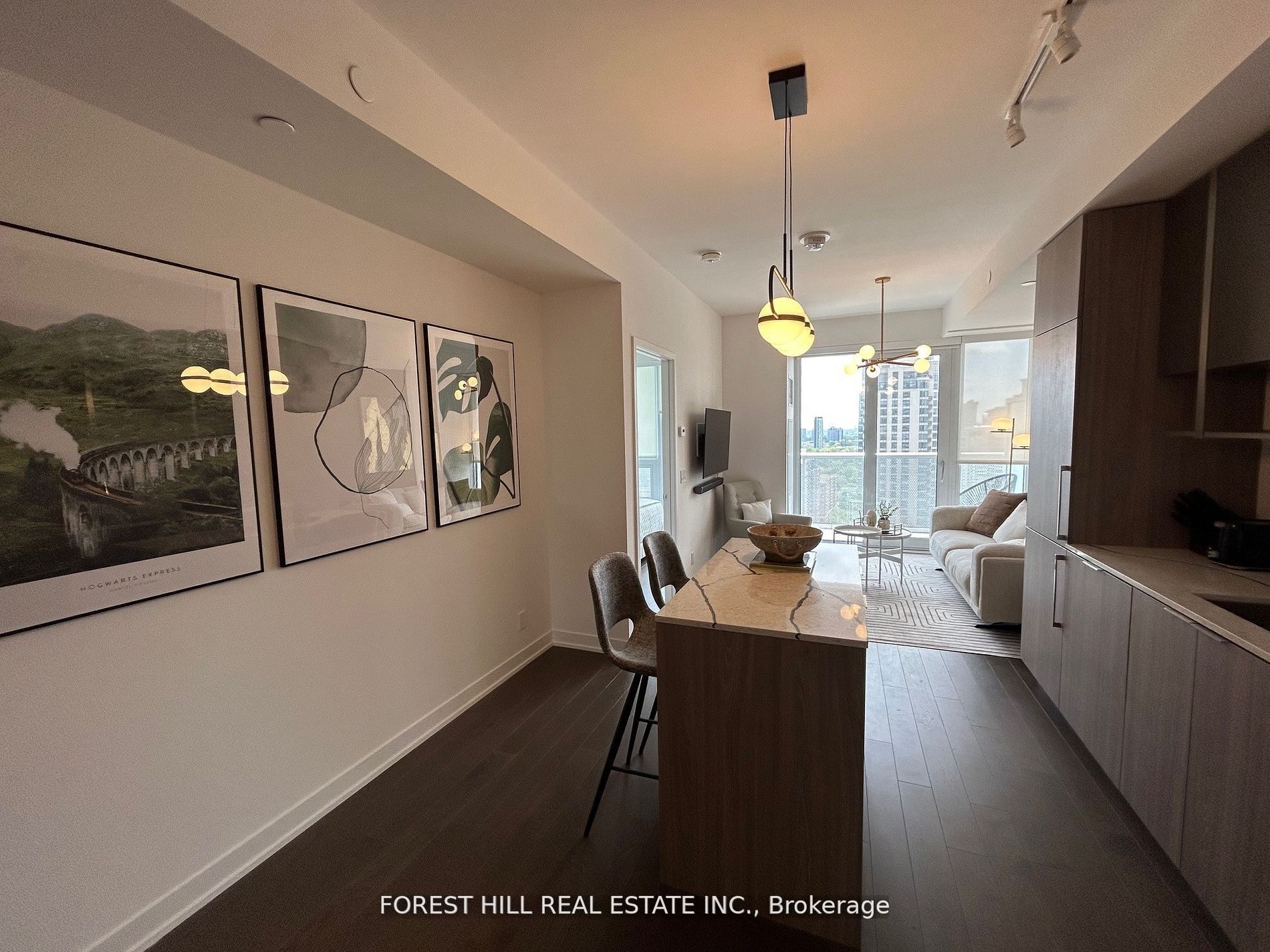 15 Holmes Avenue 2112 Property Photo 6