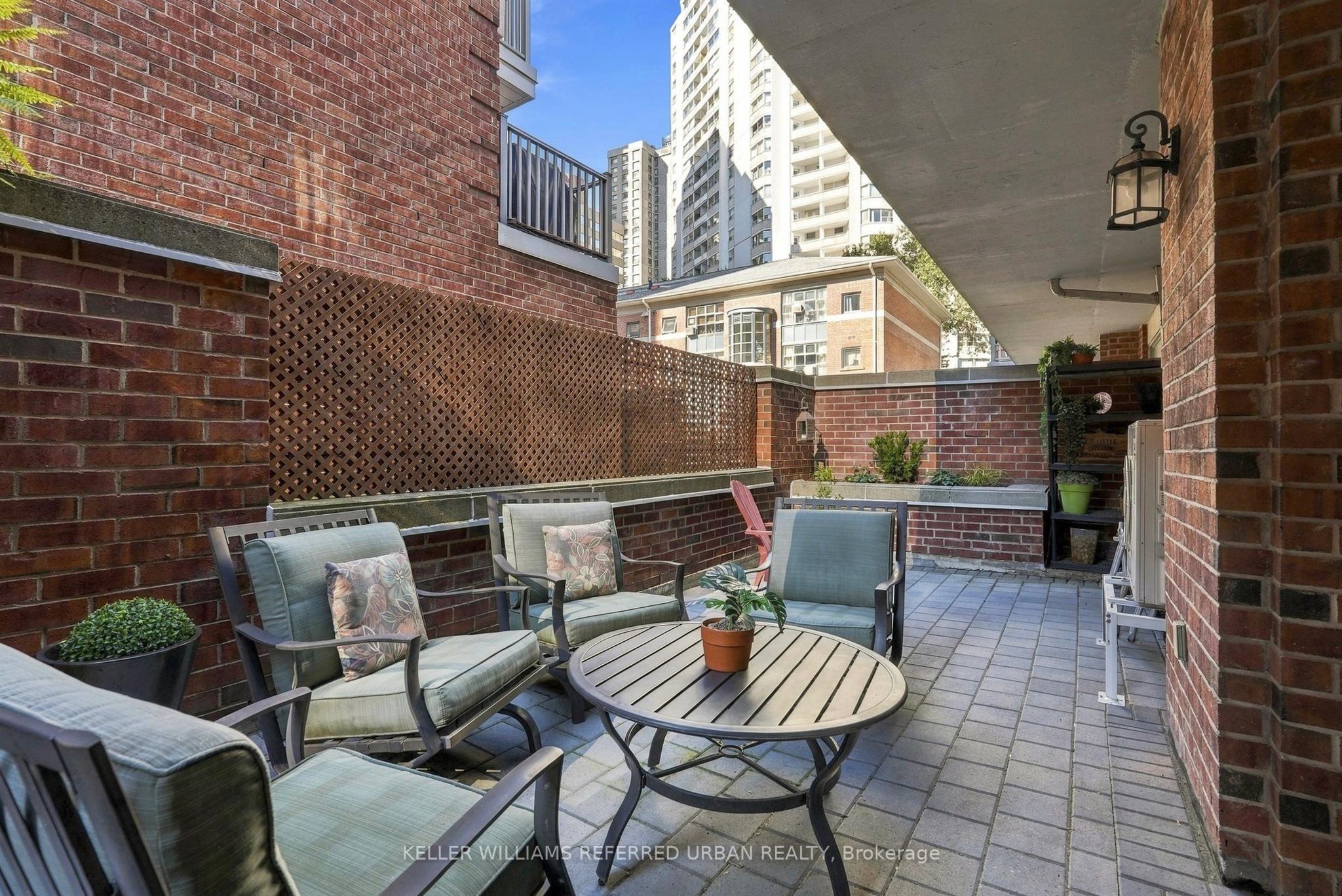 58 St Nicholas Street Property Photo 2