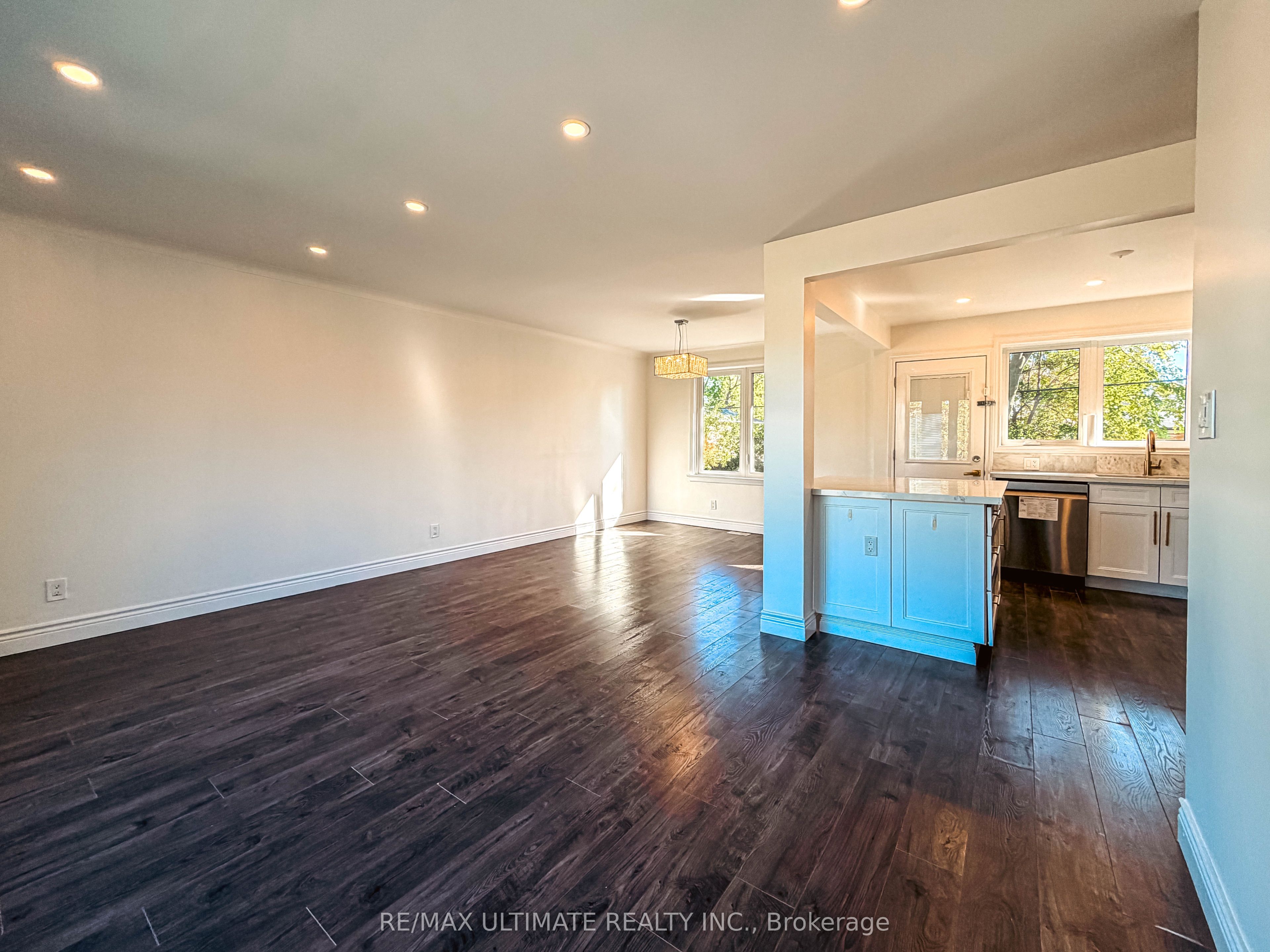 111 Combe Avenue Main Property Photo 6