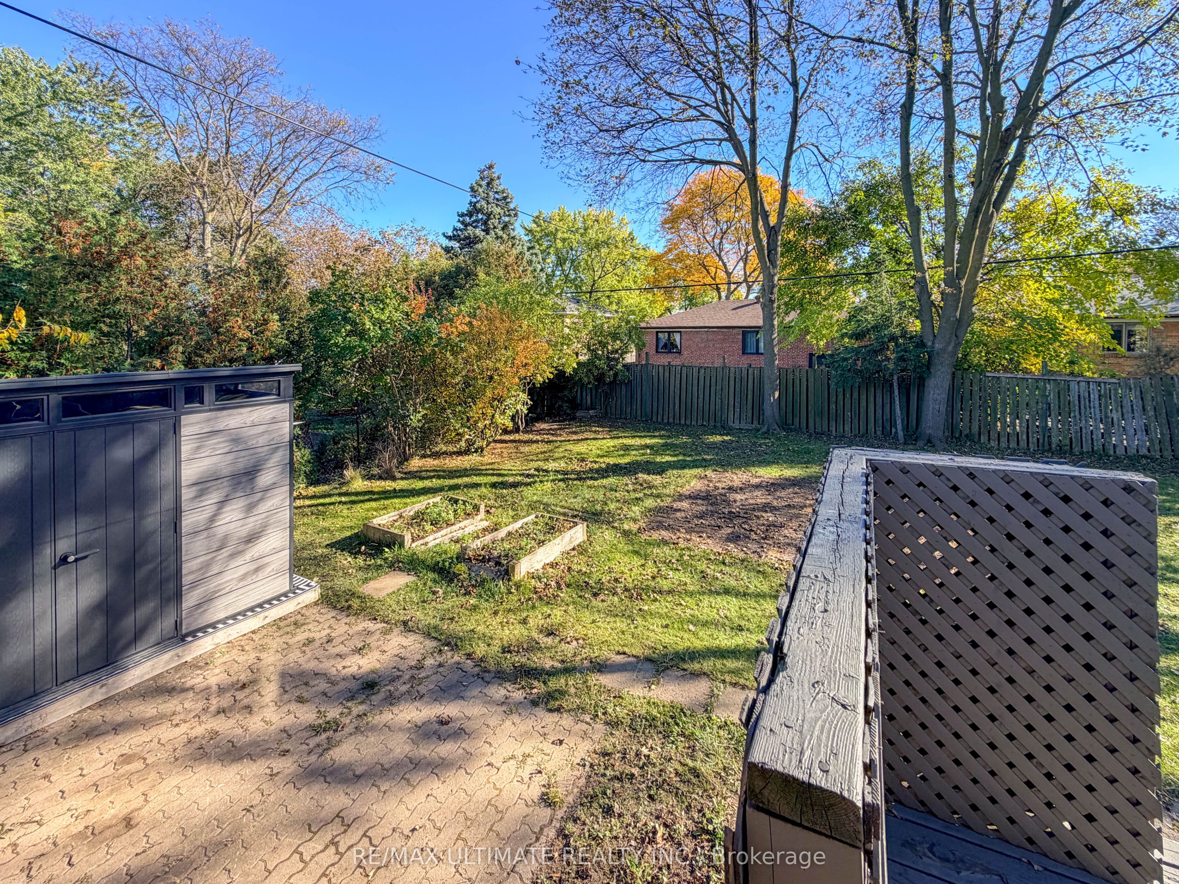 111 Combe Avenue Main Property Photo 18