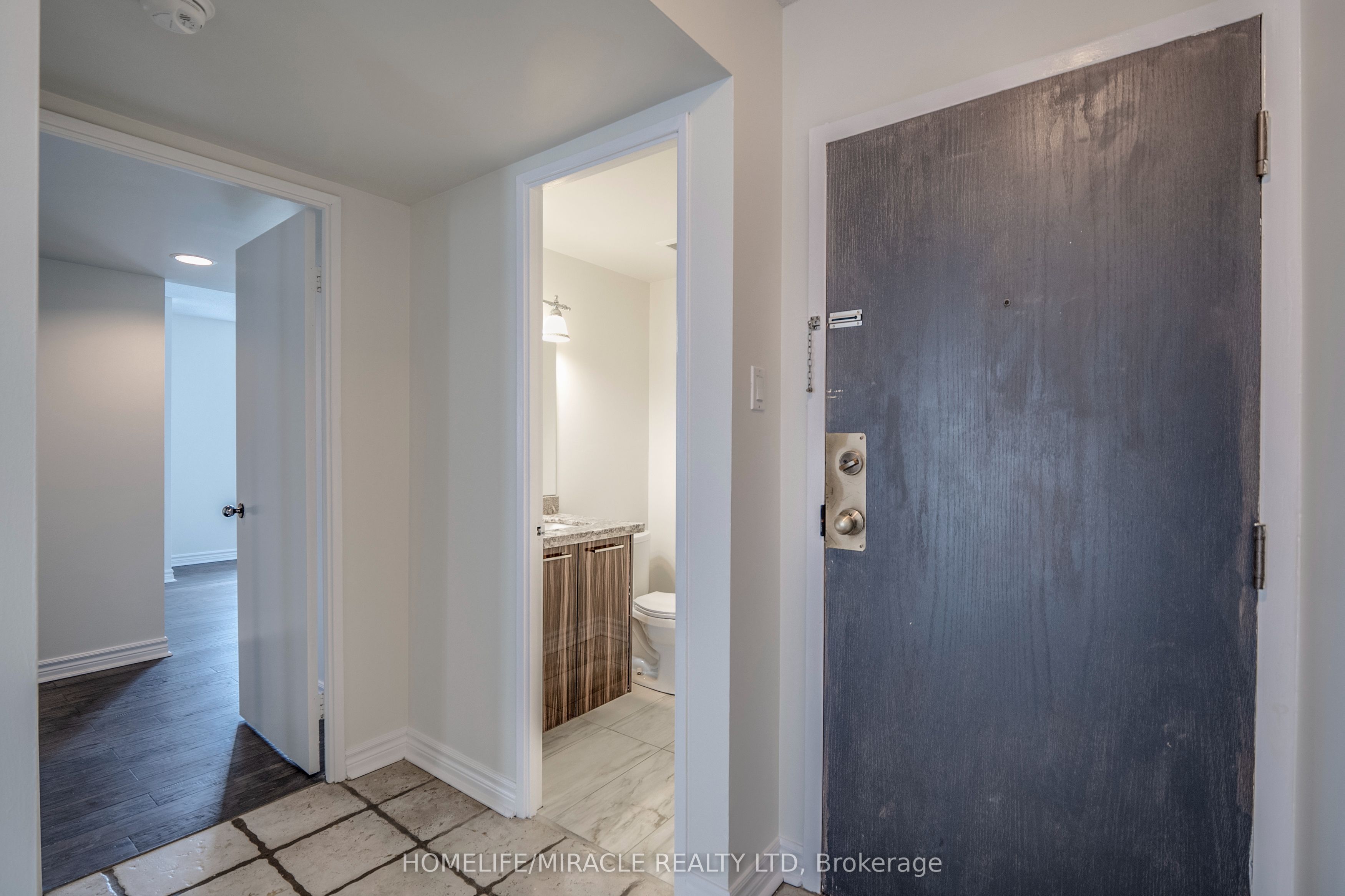 95 Lombard Street 605 Property Photo 4