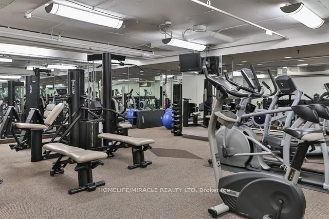 95 Lombard Street 605 Property Photo 14