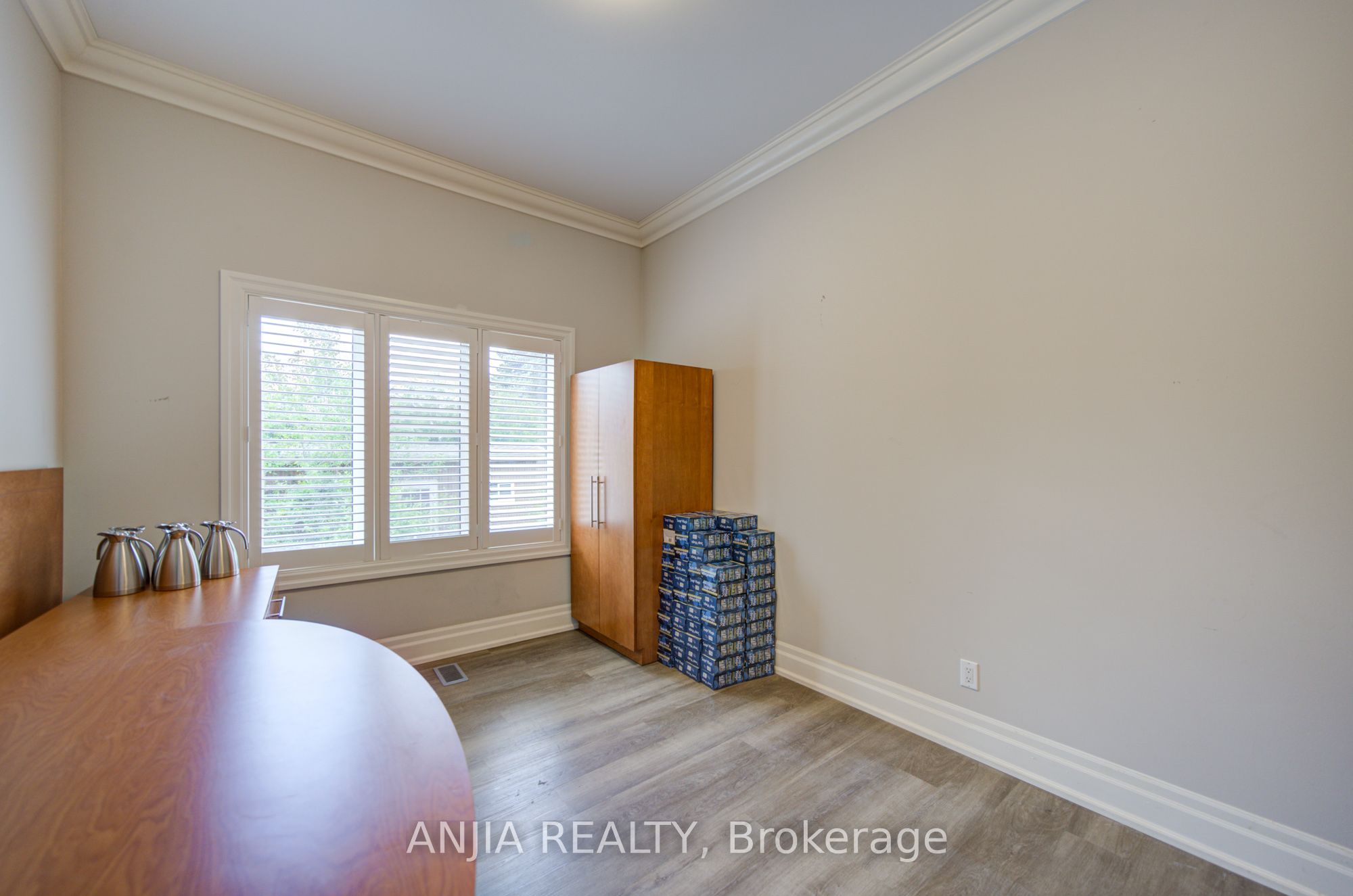 2652 Victoria Park Avenue Property Photo 16