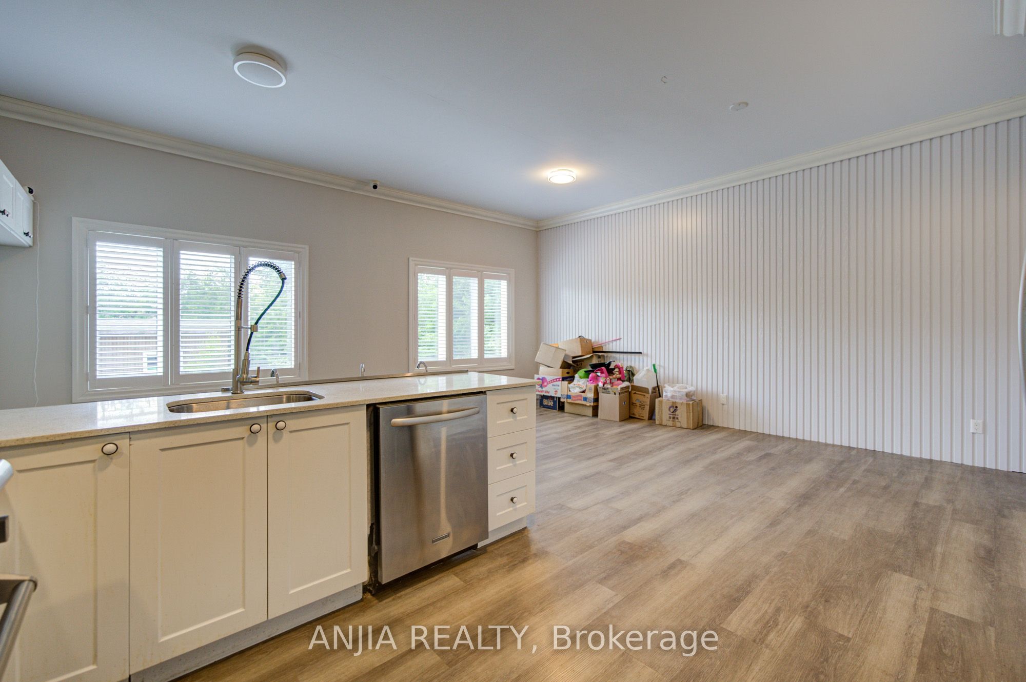2652 Victoria Park Avenue Property Photo 19