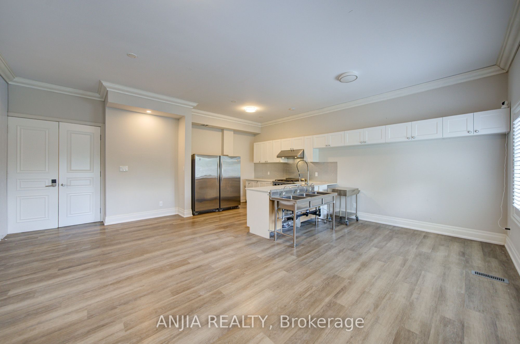2652 Victoria Park Avenue Property Photo 20