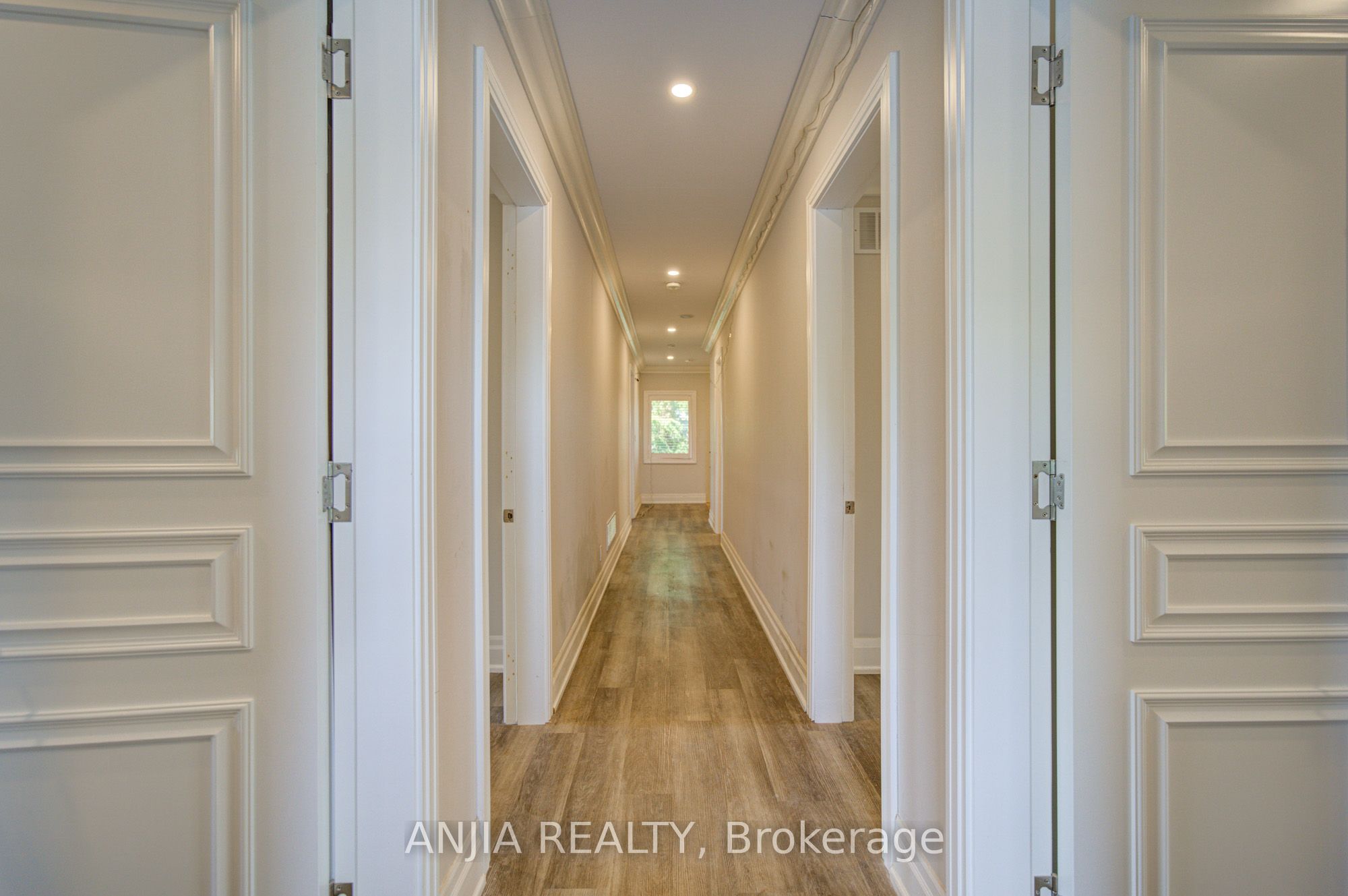 2652 Victoria Park Avenue Property Photo 25