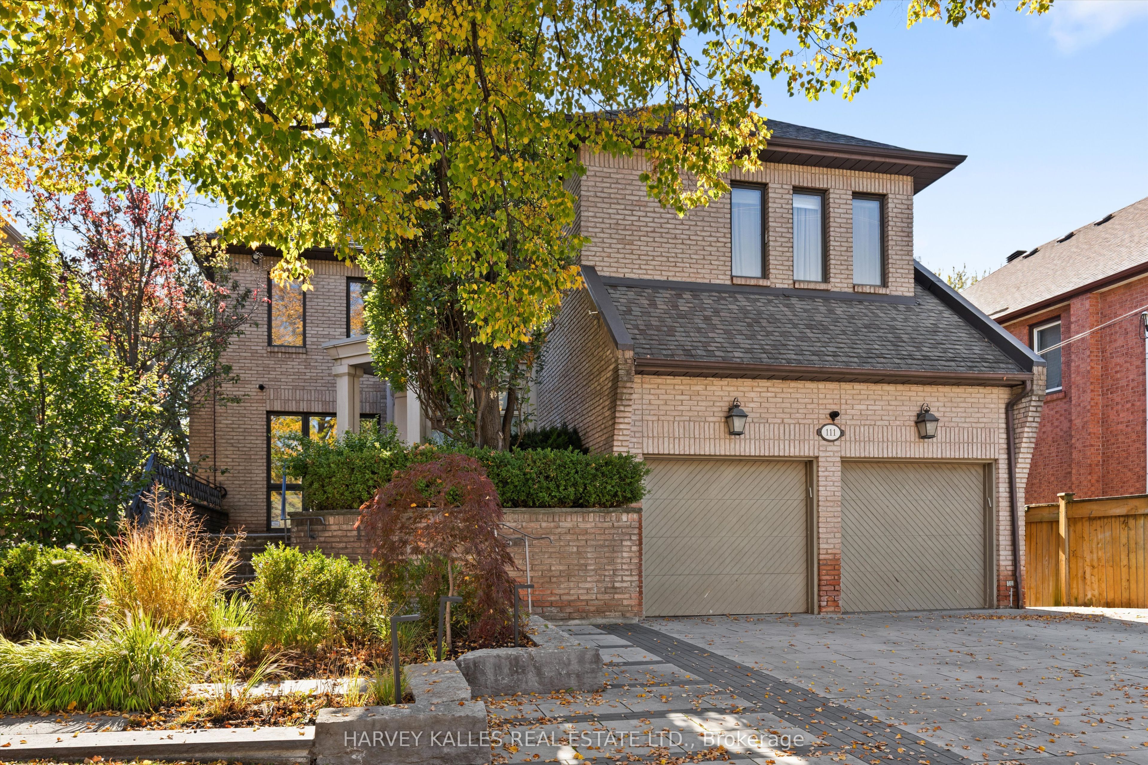 111 Laurelcrest Avenue Property Photo 1