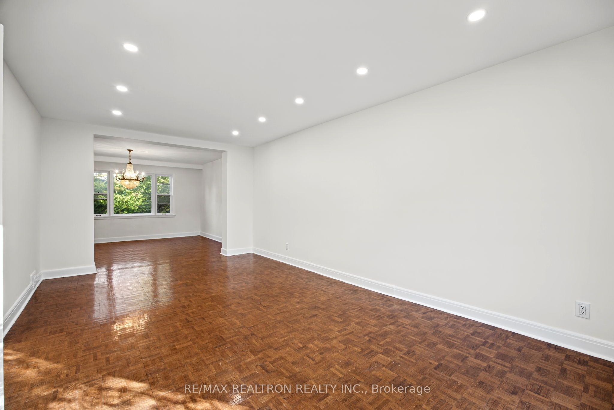 26 Shelborne Avenue Property Photo 2
