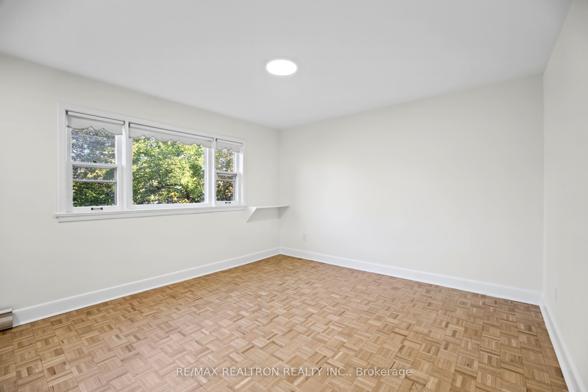 26 Shelborne Avenue Property Photo 10