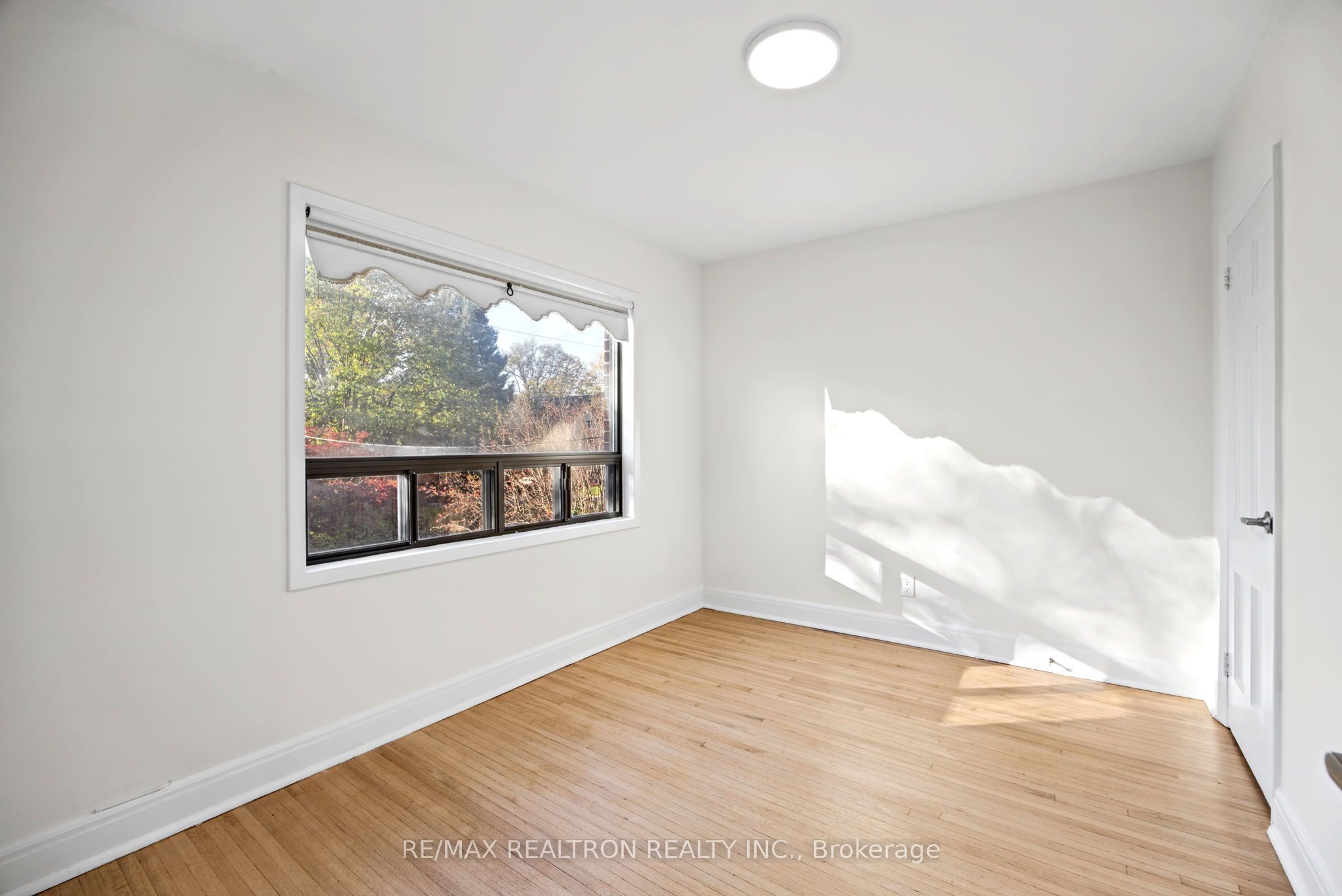 26 Shelborne Avenue Property Photo 11