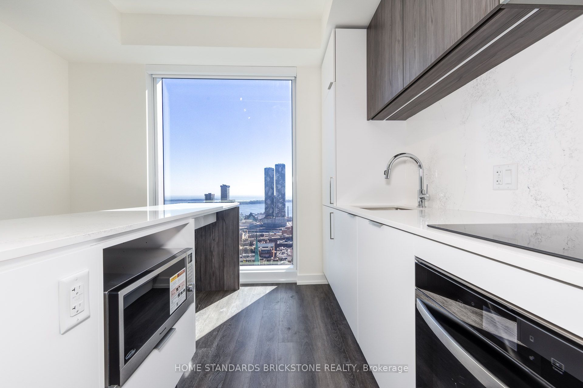 89 Church Street 4607 Property Photo 11