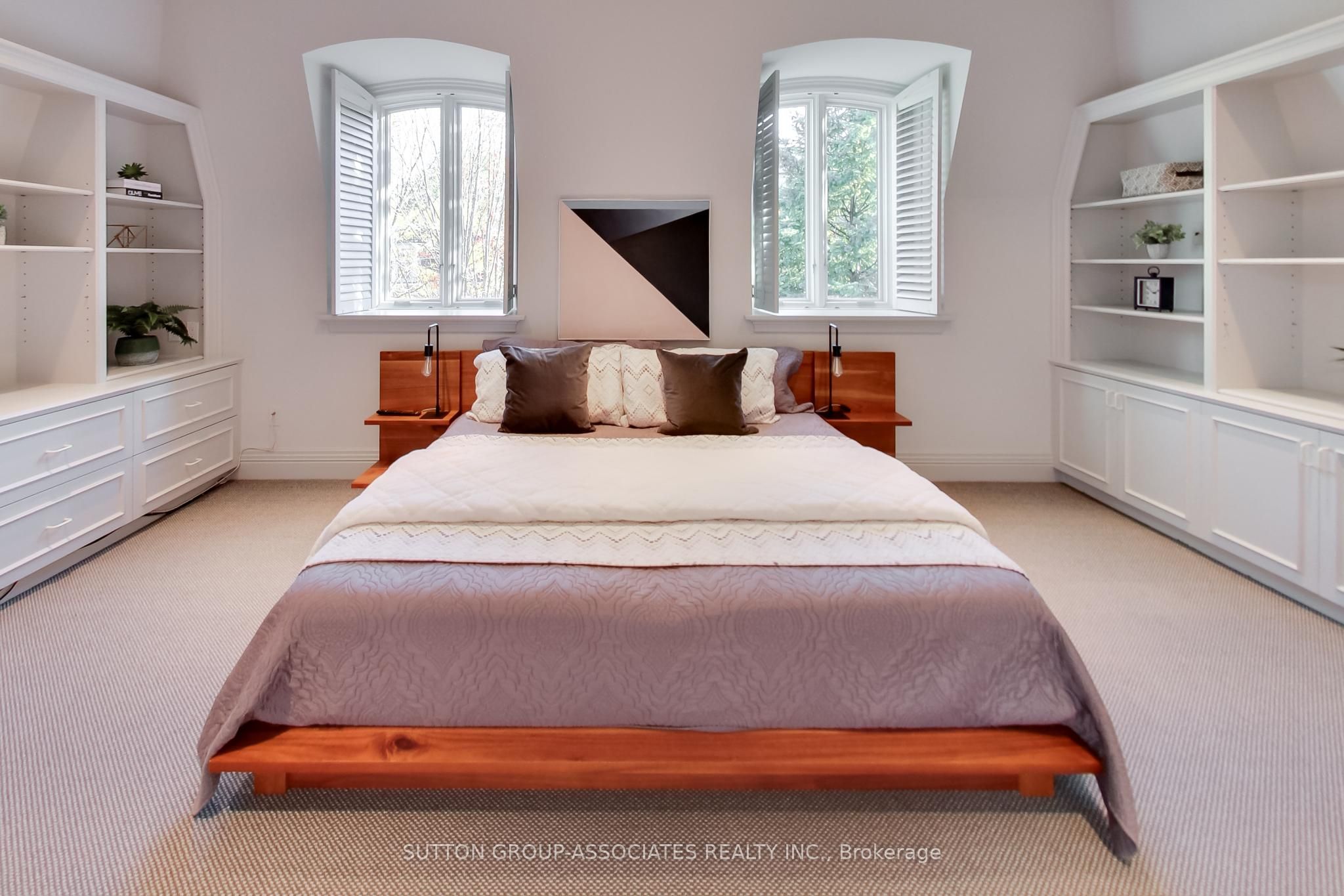 48 Lowther Avenue Property Photo 27