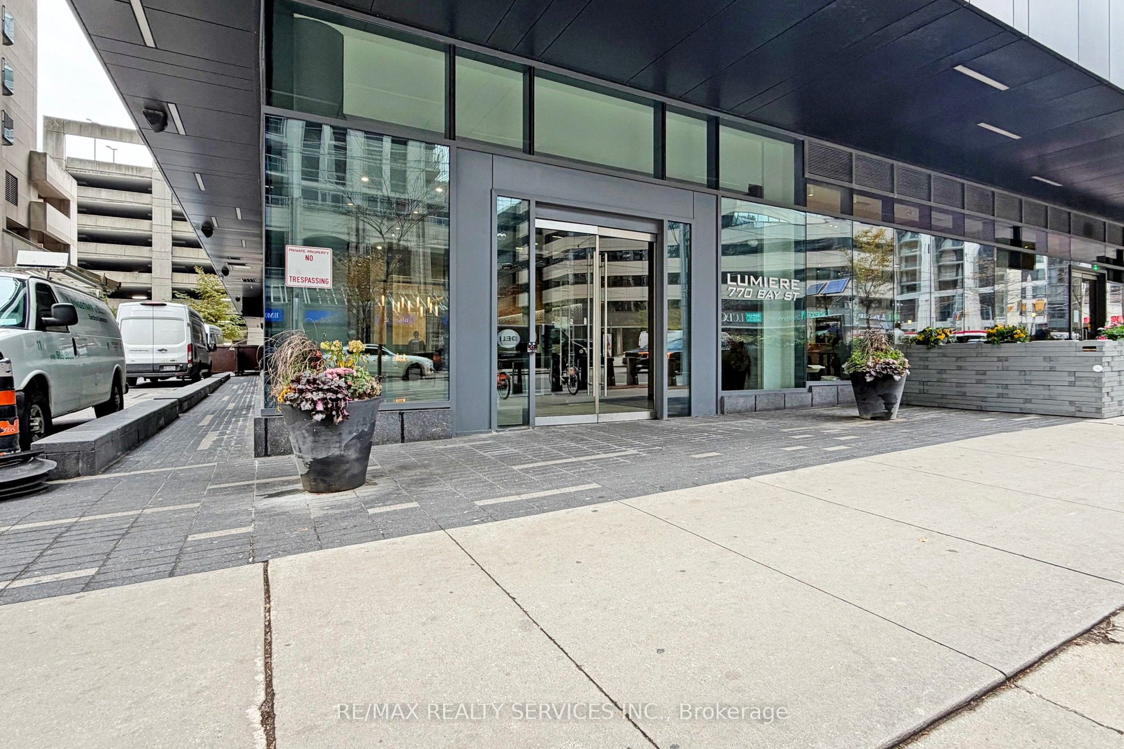 770 Bay Street 1009 Property Photo 2