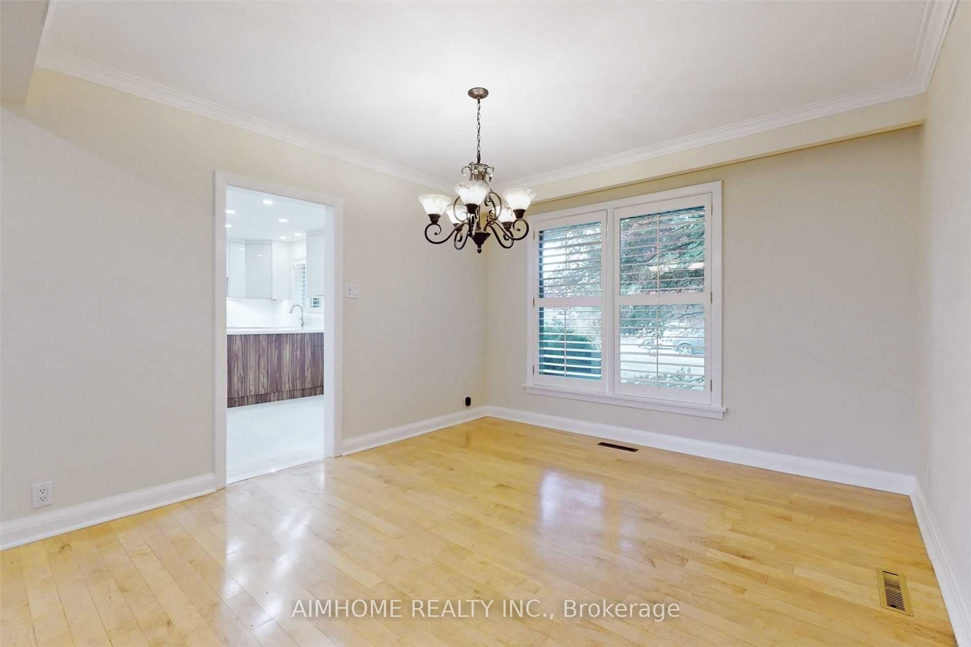 103 Alamosa Drive Property Photo 8
