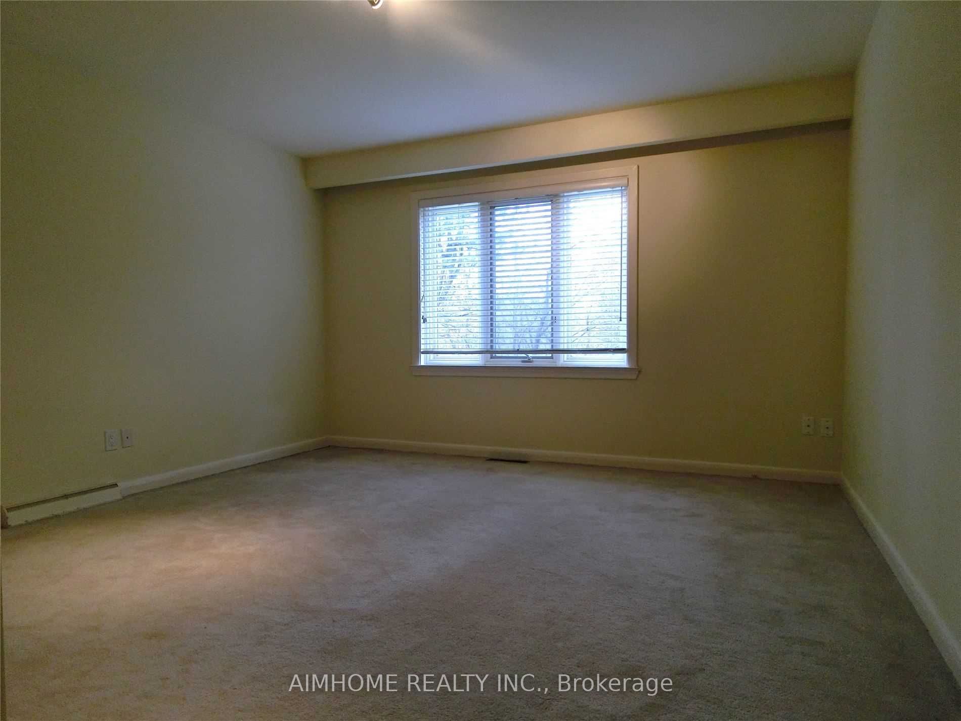 103 Alamosa Drive Property Photo 14