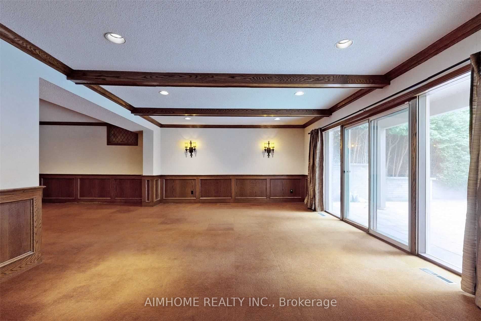 103 Alamosa Drive Property Photo 16