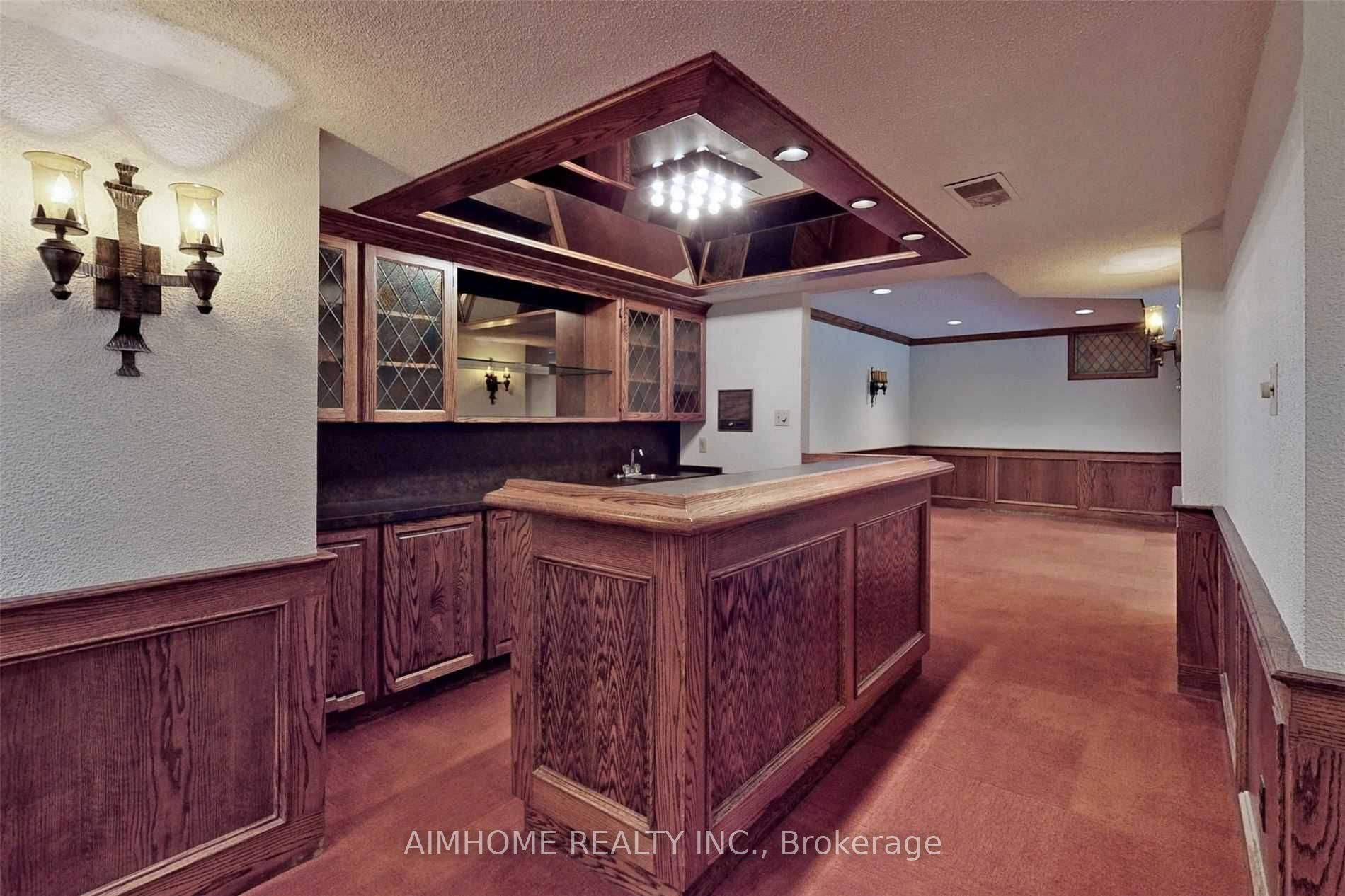103 Alamosa Drive Property Photo 17