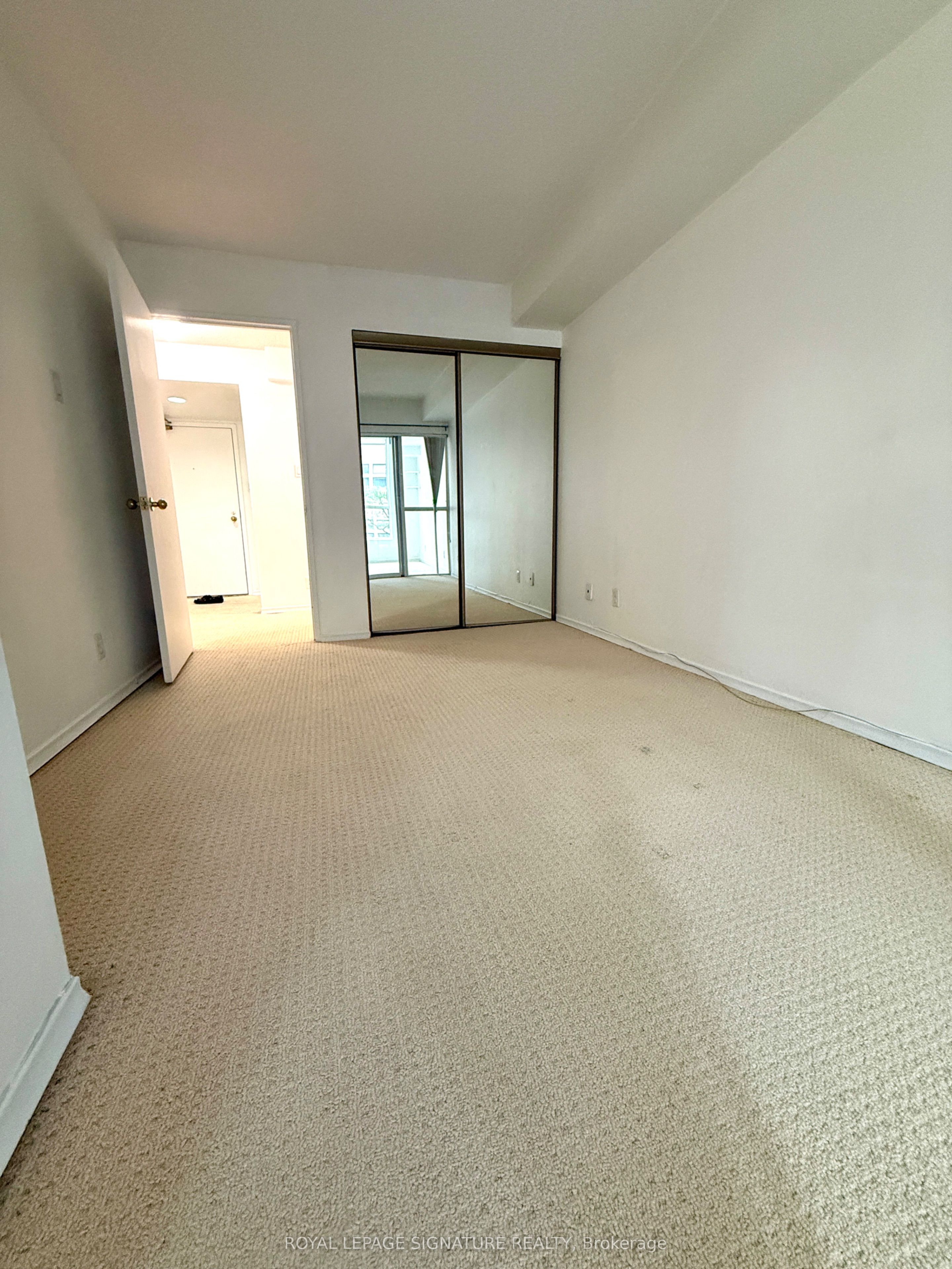 92 King Street E 309 Property Photo 9