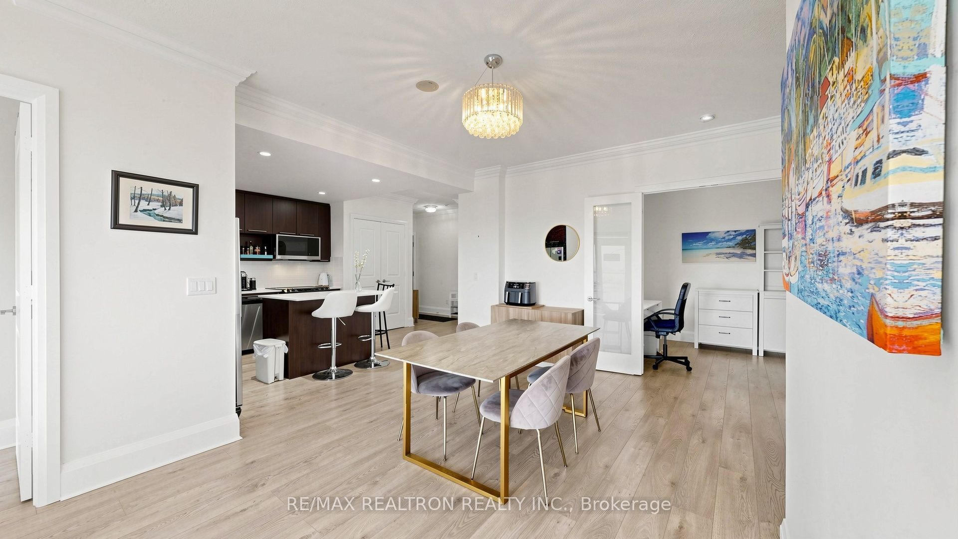 100 Harrison Garden Boulevard 1223 Property Photo 18