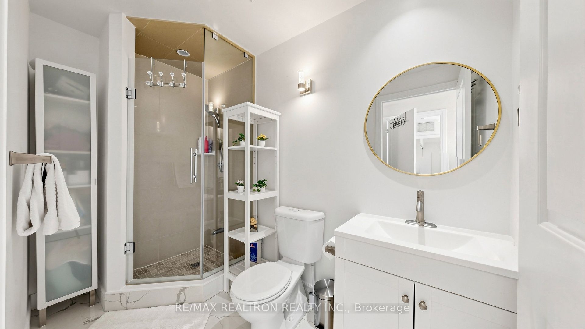 100 Harrison Garden Boulevard 1223 Property Photo 37